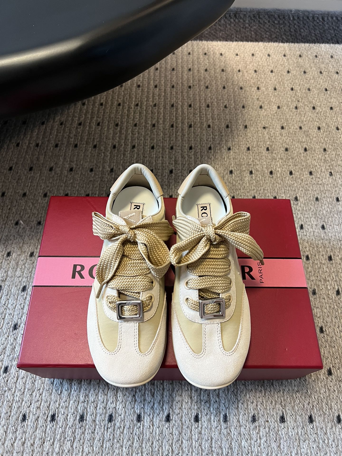 Roger Vivie* 25ss 新款德训休闲鞋 注重舒适度的宝子一定要留这款！莞产版本，原版开发，版