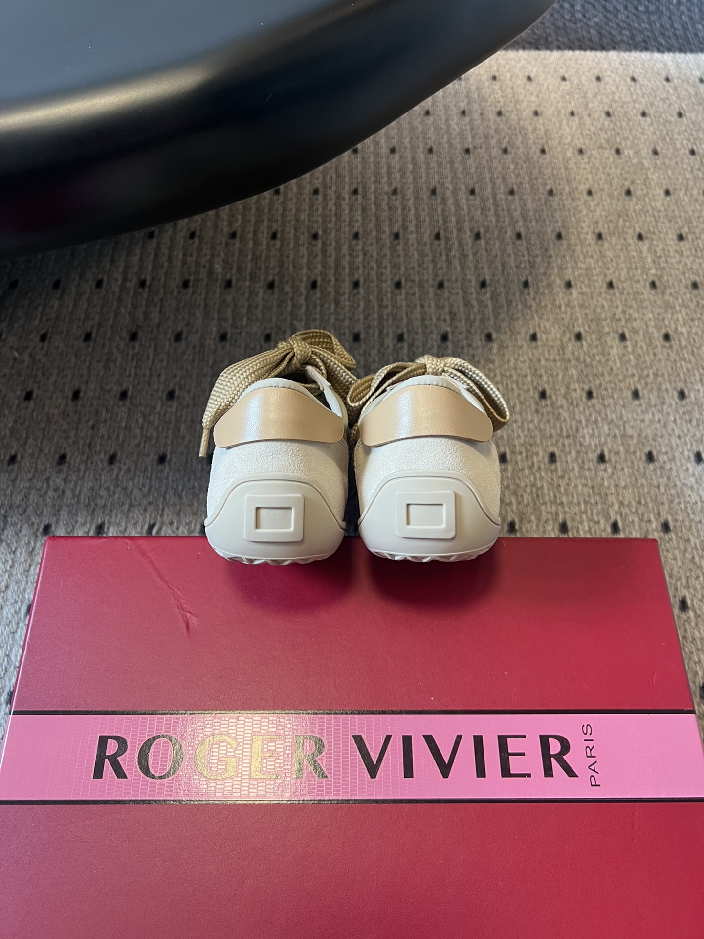 Roger Vivie* 25ss 新款德训休闲鞋 注重舒适度的宝子一定要留这款！莞产版本，原版开发，版