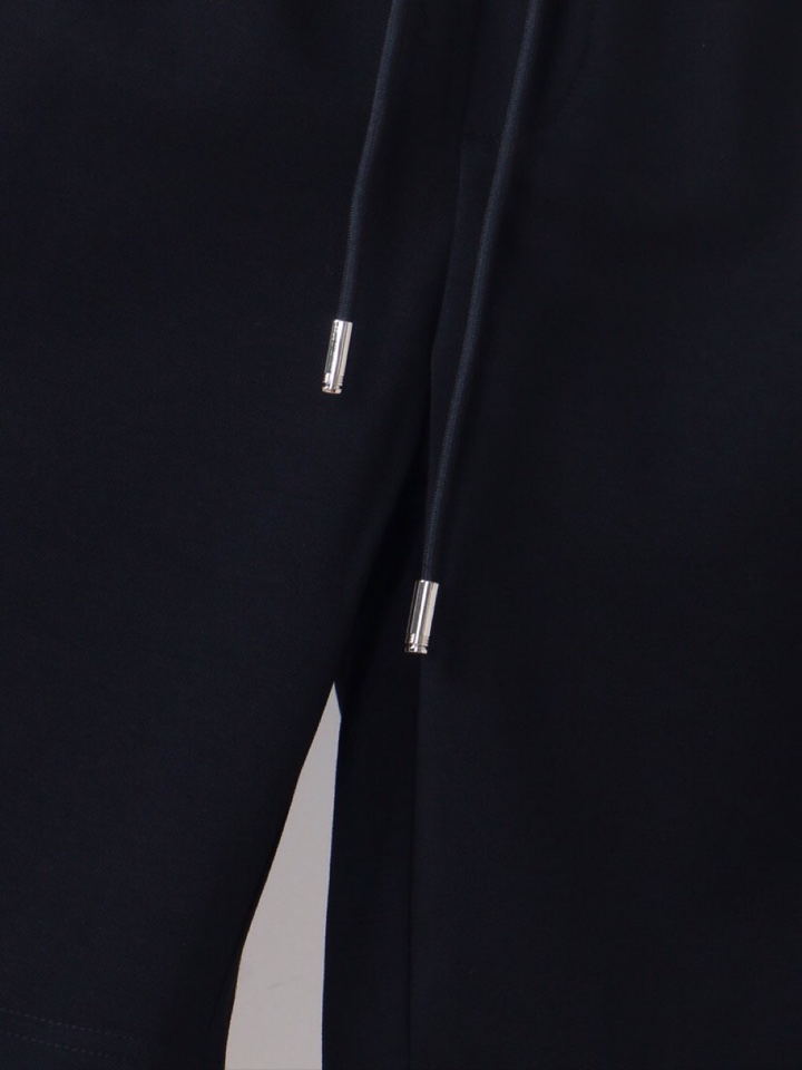Loro Piana 诺悠翩雅lP🆕 老钱风男士菱格纹轻奢短裤夏日炎炎，收到lP🆕的清新之作，裤腰采用，