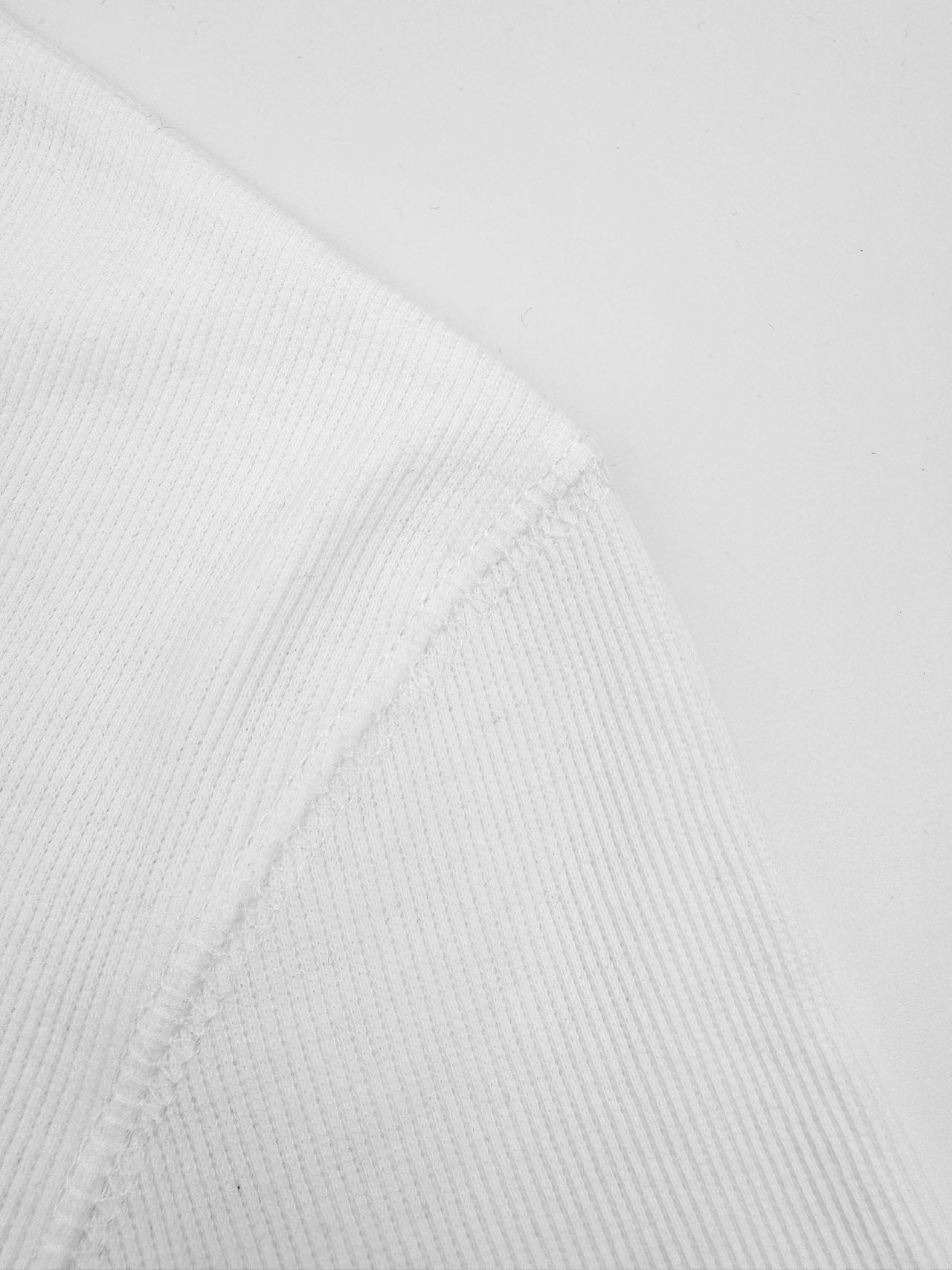 Celinee Women's White Long Sleeve T-Shirt with Embroidered Logo - Elegant and Soft 6 i1756140571 1014 8