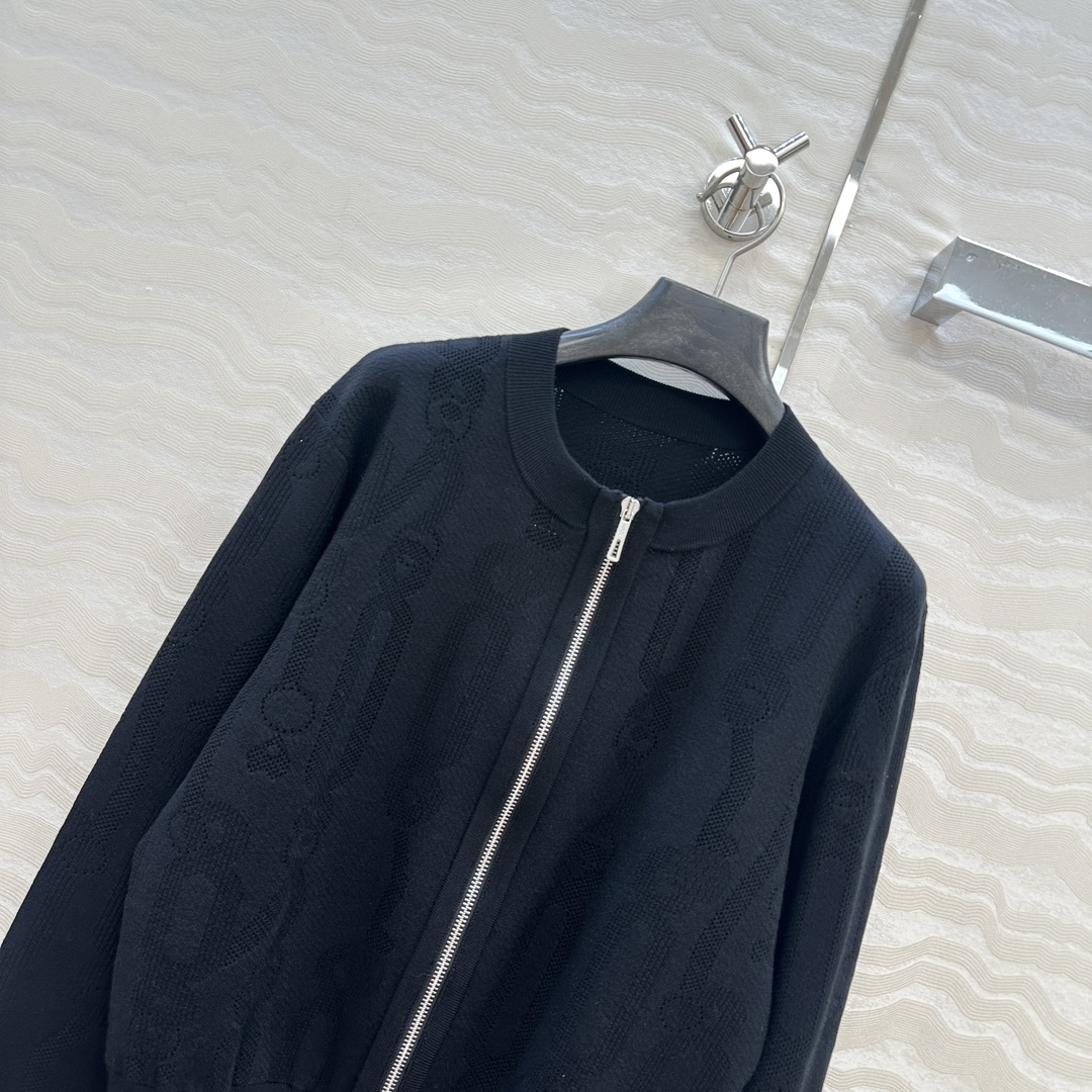 独家首发❤️原单品质，H高智感穿搭，Palefroi Remix图案定位提花针织小外套！瑞士机双织工艺，