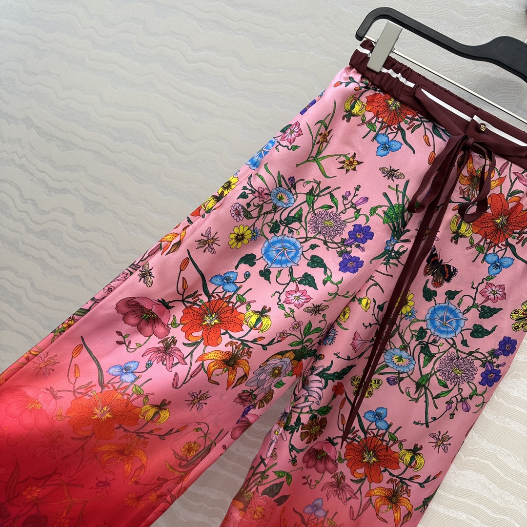 独家首发❤️原单品质💕GG浪漫度假印花真丝直筒裤！全定位对花工艺，100%真丝斜纹绸质感超赞！系带松紧腰