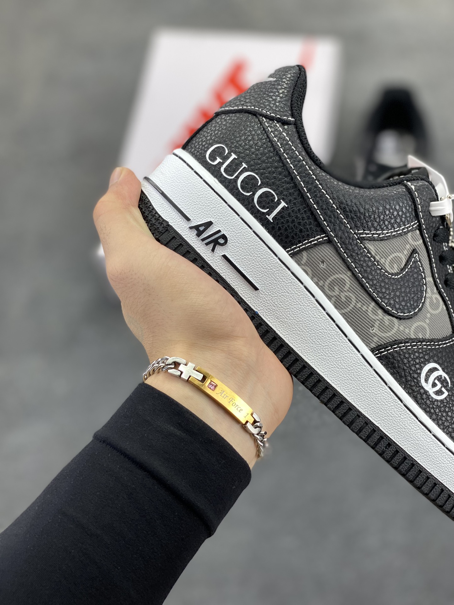 图片[6]-NIke Air Force 1 \’07 Low “古驰联名——荔纹印花”空军一号 低帮 运动鞋 休闲鞋 折边针车 工艺难度大 原楦头原纸板 原装鞋盒 定制五金配件 内置全掌气垫 原厂鞋底 货号：AH8462-002 尺码：36 36.5 37.5 38 38.5 39 40 40.5 41 42 42.5 43 44 44.5 45-选品中心