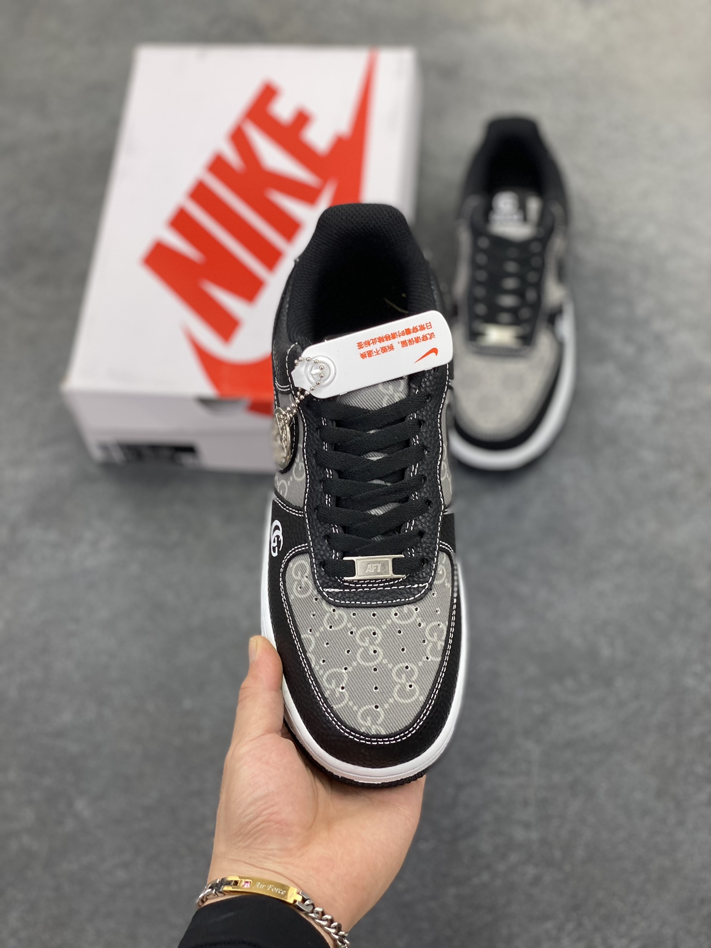 图片[2]-NIke Air Force 1 \’07 Low “古驰联名——荔纹印花”空军一号 低帮 运动鞋 休闲鞋 折边针车 工艺难度大 原楦头原纸板 原装鞋盒 定制五金配件 内置全掌气垫 原厂鞋底 货号：AH8462-002 尺码：36 36.5 37.5 38 38.5 39 40 40.5 41 42 42.5 43 44 44.5 45-选品中心