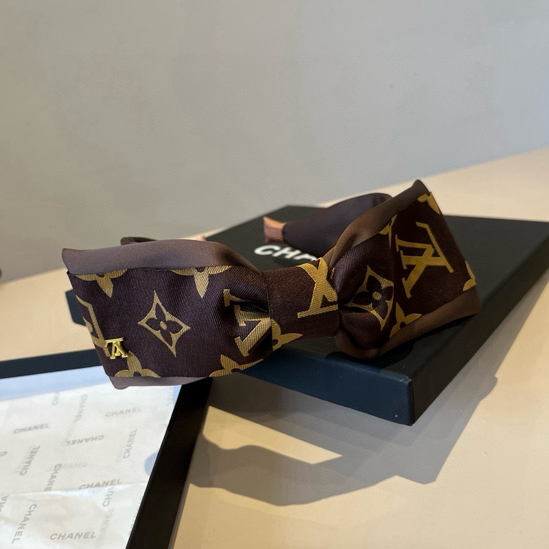 🆕

Lv路易威登老花新款发箍