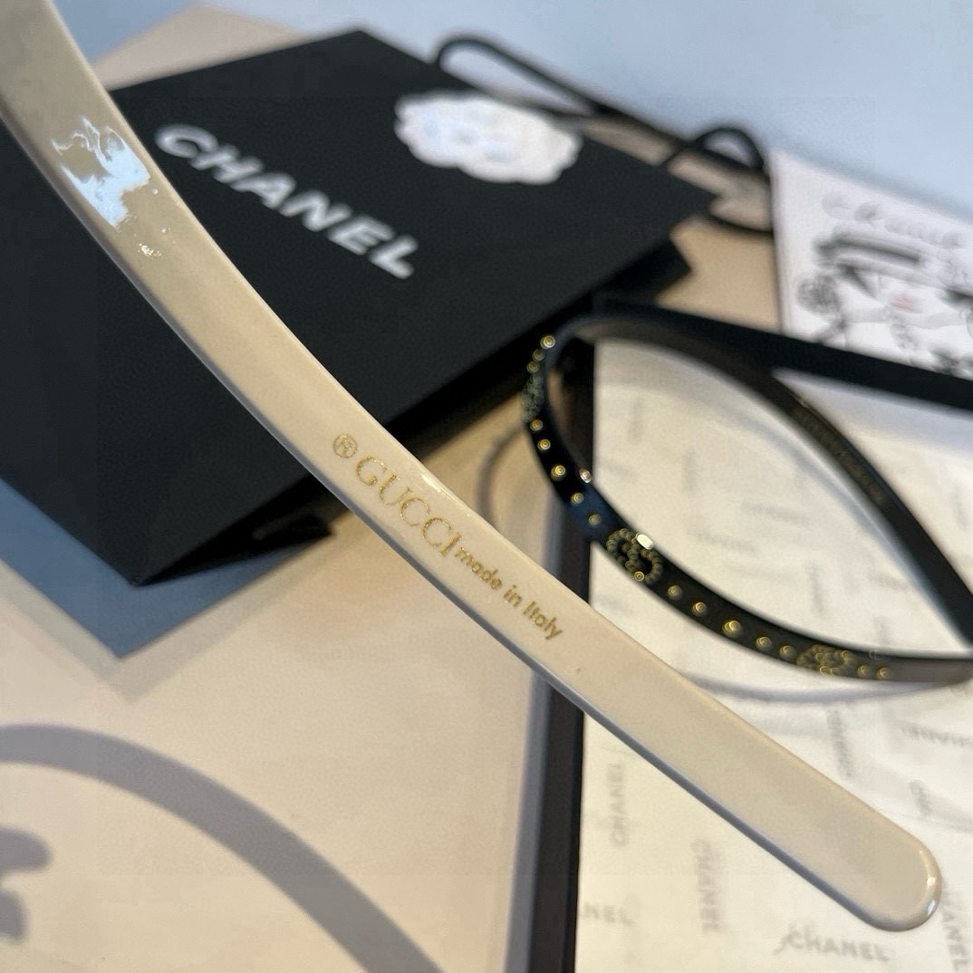 🆕

Gucci古奇新款发箍，原单亚克力材质
