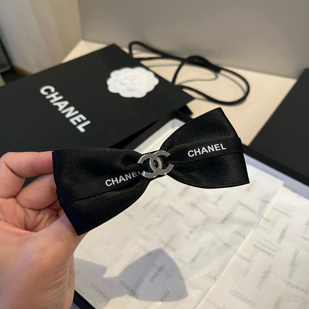 🆕

Chanel香奈儿新款发夹