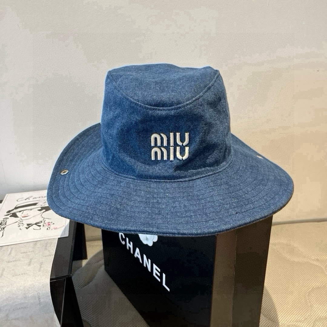 🆕

miumiu缪缪高端牛仔渔夫帽，原单品质，头围57cm