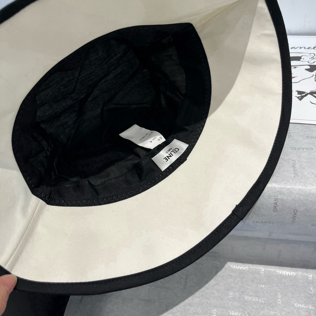 🆕

Celine赛琳新款渔夫帽，头围57cm