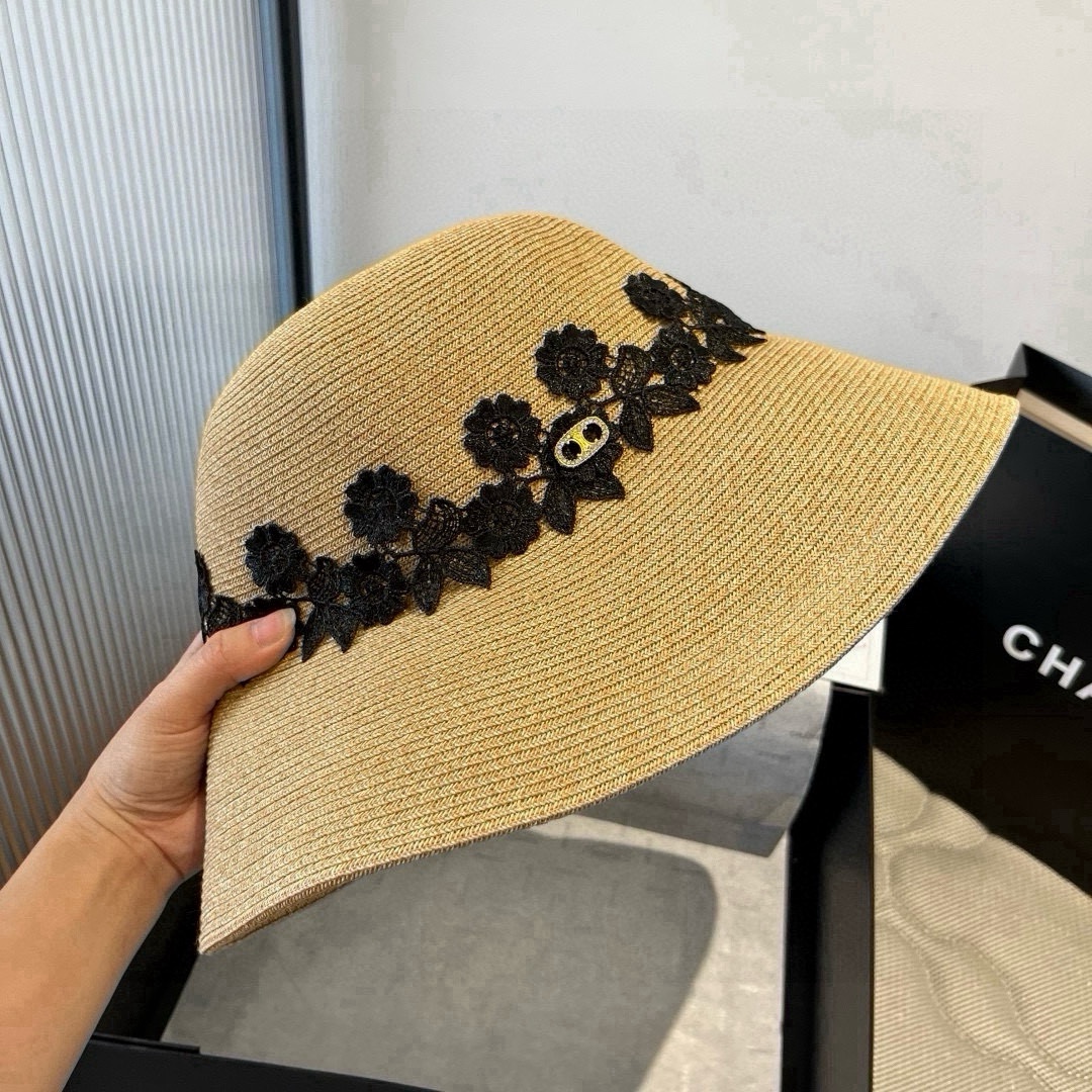 🆕

Celine赛琳新款草帽，头围57cm