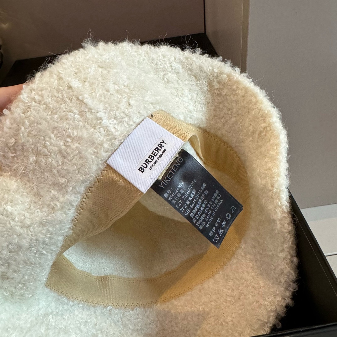 🆕

Burberry巴宝莉新款羊毛盆帽，手抓渔夫帽，头围57cm