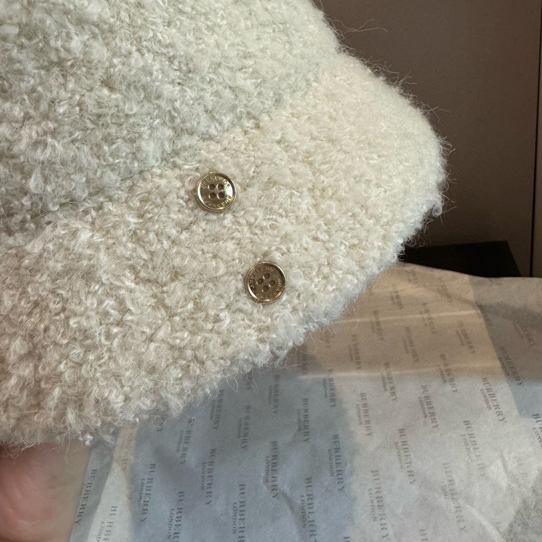 🆕

Burberry巴宝莉新款羊毛盆帽，手抓渔夫帽，头围57cm