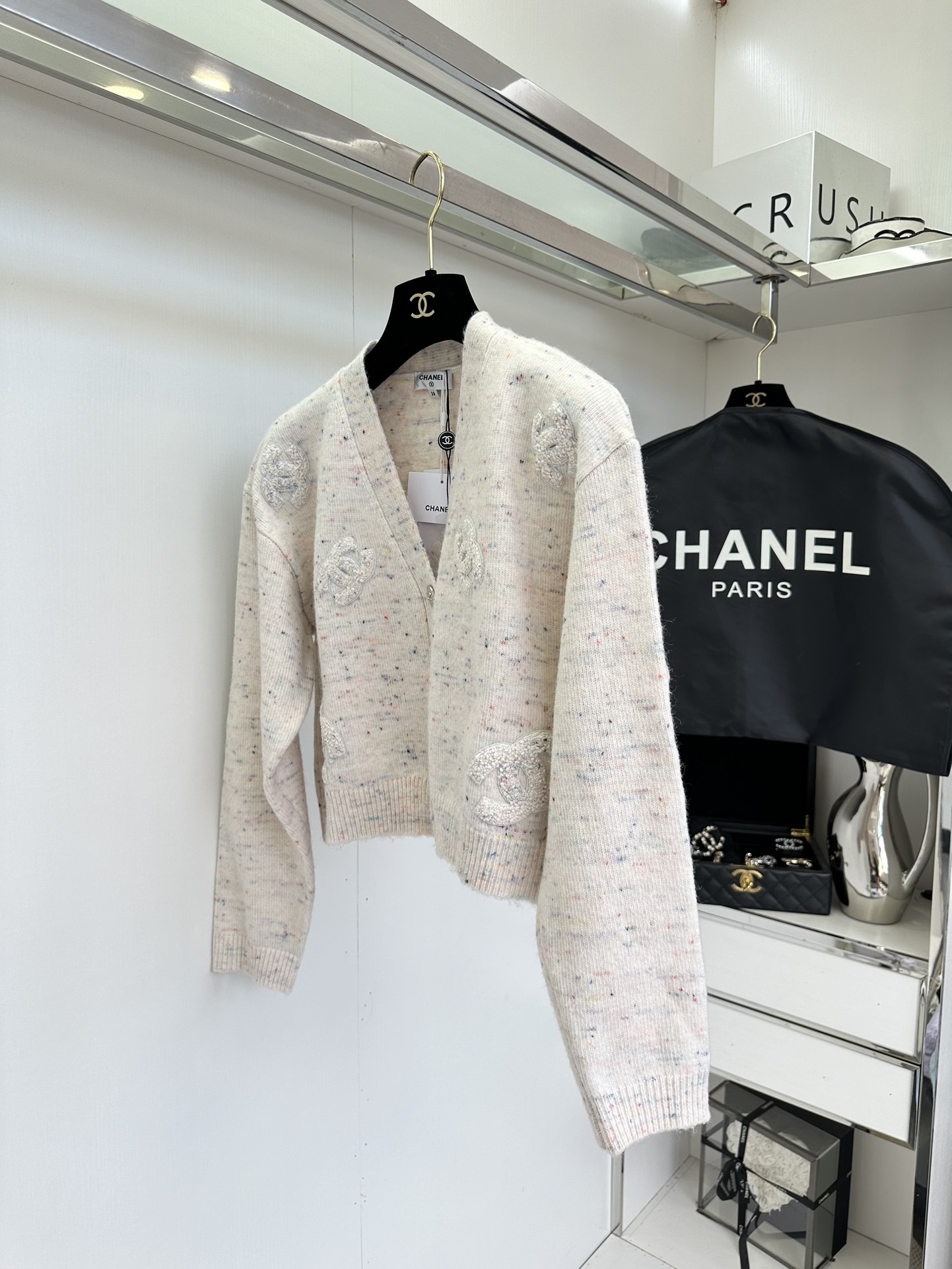 Chanel-Style Wool Cardigan Sweater with Embroidered CC Logo 9 i1756216045 8653 7