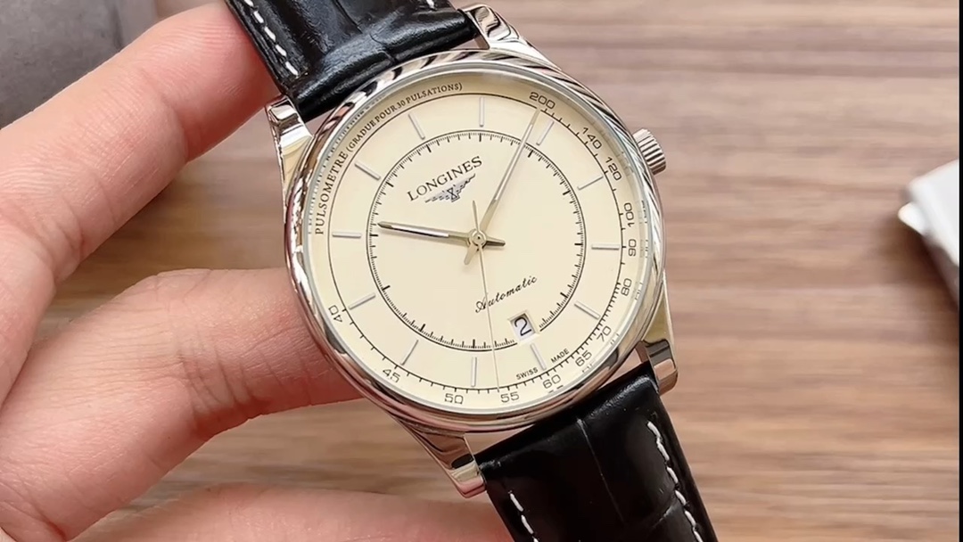 Longines Heritage Chronograph Automatisch Horloge - Klassiek en Verfijnd