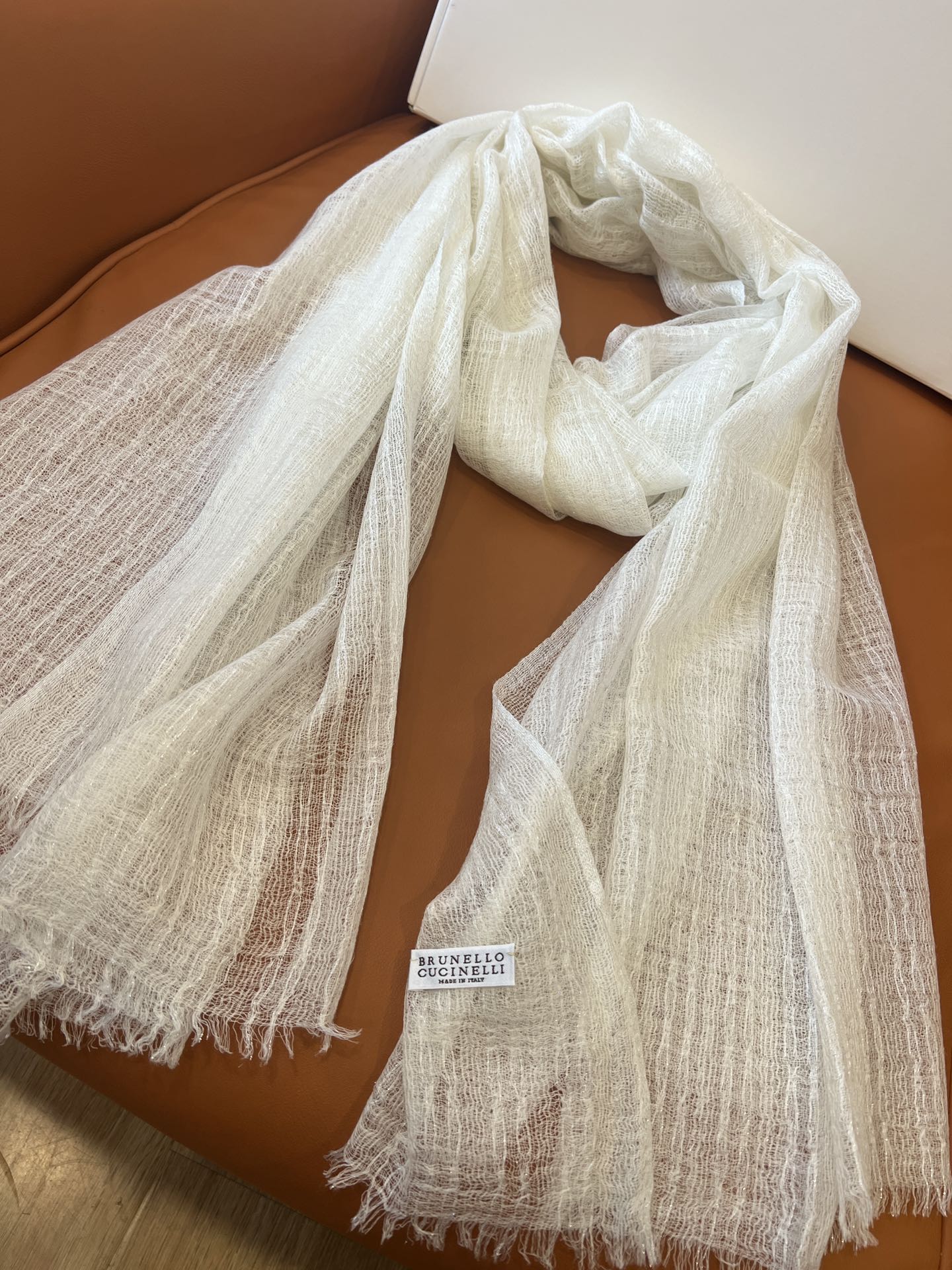福利🉐️久违正品BRUNELLO CUCINELLI的订单，独家原单渠道，bling的BC的专属金属纱线