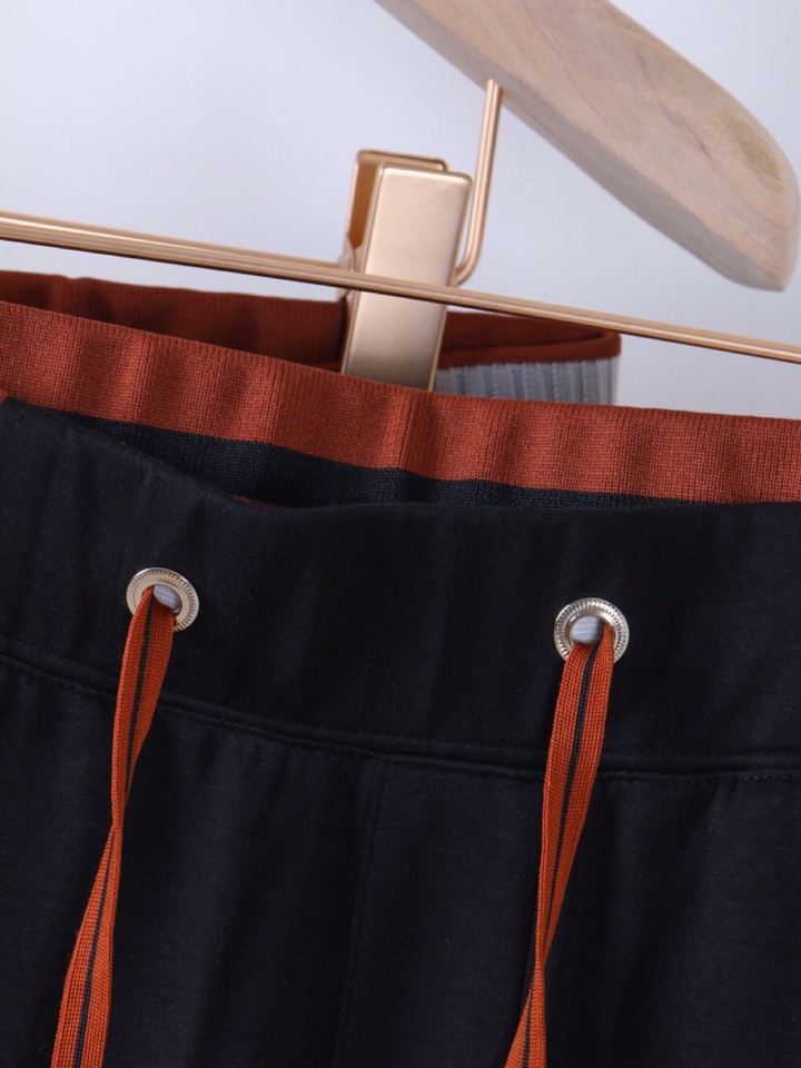 Ermenegildo Zegna 杰尼亚空气层质感长裤休闲裤\n质感老钱男士束腰直筒休闲裤，裤腰罗纹撞