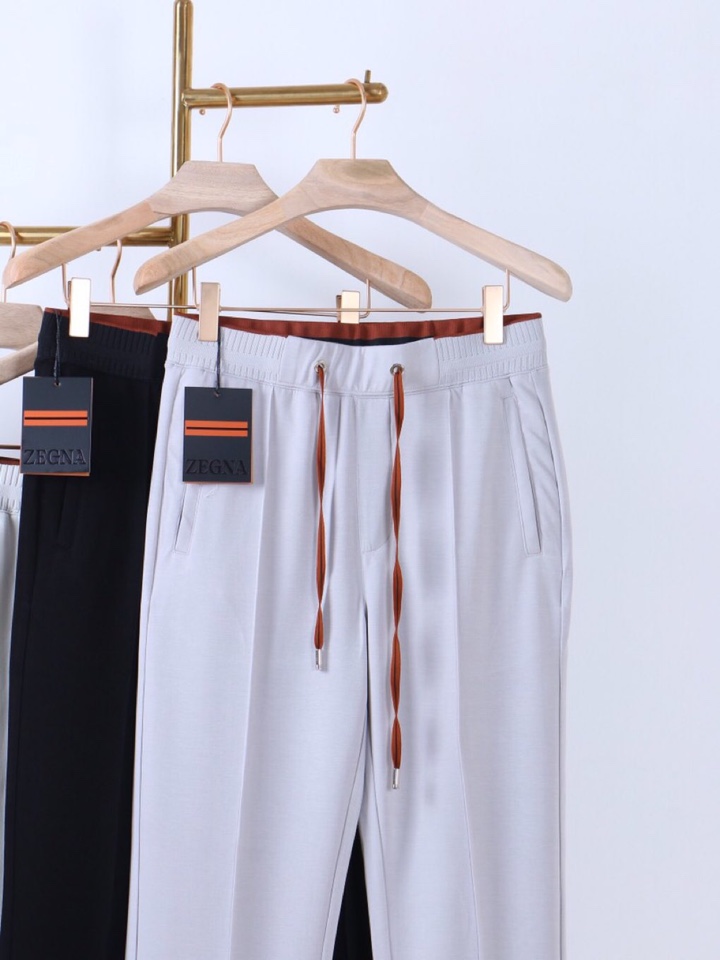 Ermenegildo Zegna 杰尼亚空气层质感长裤休闲裤\n质感老钱男士束腰直筒休闲裤，裤腰罗纹撞