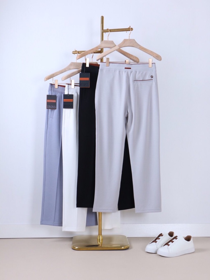 Ermenegildo Zegna 杰尼亚空气层质感长裤休闲裤\n质感老钱男士束腰直筒休闲裤，裤腰罗纹撞