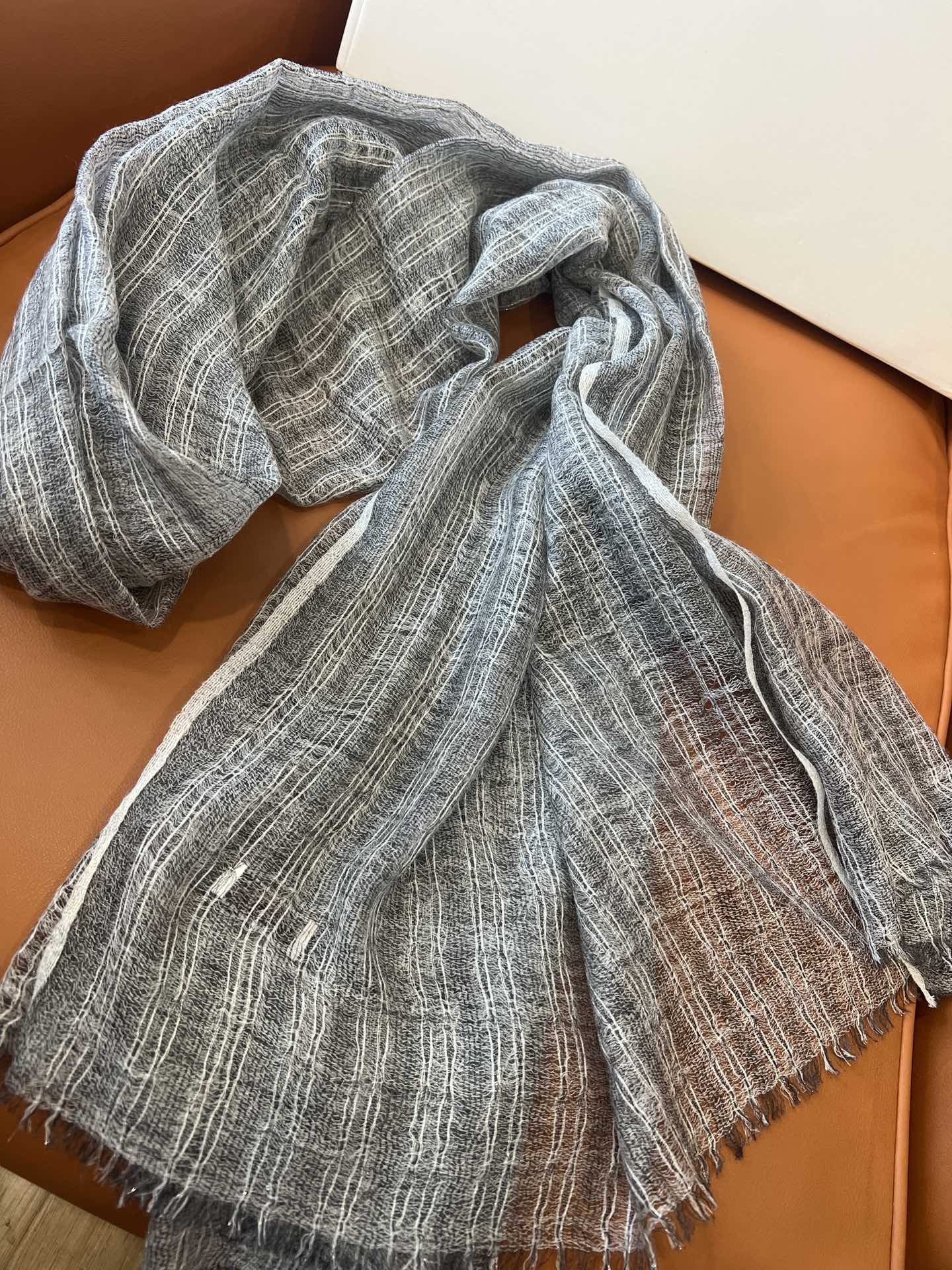 福利🉐️久违正品BRUNELLO CUCINELLI的订单，独家原单渠道，bling的BC的专属金属纱线