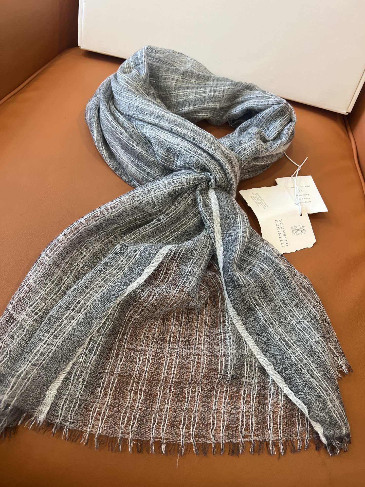 福利🉐️久违正品BRUNELLO CUCINELLI的订单，独家原单渠道，bling的BC的专属金属纱线