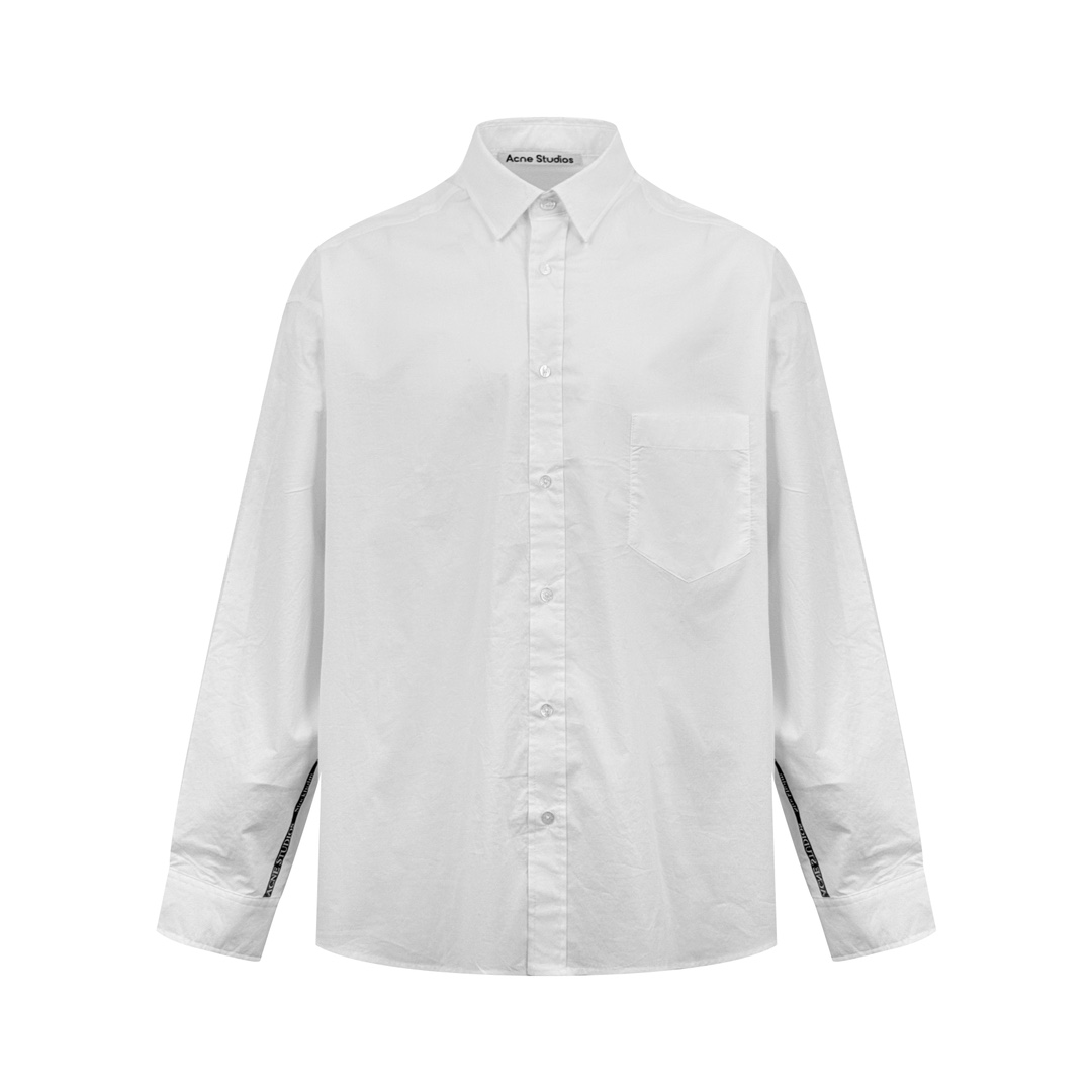 NO:520490,.Acne Studios Jacquard logo shirt Customized silhouette cloud soft satin Light and draped Comfortable skin Focus on pure and clean white The tone aesthetics in the simple shirt Following minimalist style Simple lines Simplified and smooth The secret jacquard logo stripes on the inside are faintly visible Injected with a touch of agile brand genes The luxury and charm of every move Craft 1: Fabric jacquard technology Weave Acne Studios on the surface of the fabric Logo textile technology Control the interweaving method of warp and weft lines Precisely control the interweaving density and tension of the yarn to make it more three-dimensional Craft 2: Using the rollover and buried clamping process can provide high-quality stitching effect Smooth and neat and tidy Craft 3: The fabric is washed sand and has a better texture, not easy to deform, not easy to shrink, not easy to fade  Maintain long-term beauty Auxiliary materials Customized 1:1 Acne White Butterfly Shell Buckle Customized 1:1 Acne trademark Size Loose style Size 44 46 48 50,,acne studios,dior,shirts,alexander wang19860909.Acne Studios 提花徽标衬衫 定制瑬光天丝云柔缎 轻盈垂顺 舒适贴肤 以纯粹与洁净的白色做主色调 简约衬衫里的色调美学 遵循极简主义风格 线条简洁流畅 内侧隐秘的提花徽标条纹若隐若现 注入了一抹灵动的品牌基因 举手投足间尽显奢华与魅力 工艺1: 面料提花工艺 通过在织物表面织出Acne Studios 徽标纺织技术 控制经纬线的交织方式 精确控制纱线的交织密度和张力 使其更具立体感 工艺2: 采用侧翻埋夹车线工艺 能够提供优质的缝合效果 平顺整洁 工整整洁 工艺3: 面料都经过砂洗 手感质感更佳 不易变形 不易缩水 不易褪色 保持长久的美观 辅料 定制1:1 Acne 白蝶贝壳扣 定制1:1 Acne 商标 版型 宽松版型 尺码 44 46 48 50,,acne studios,dior,shirts,alexander wang,Men's clothing