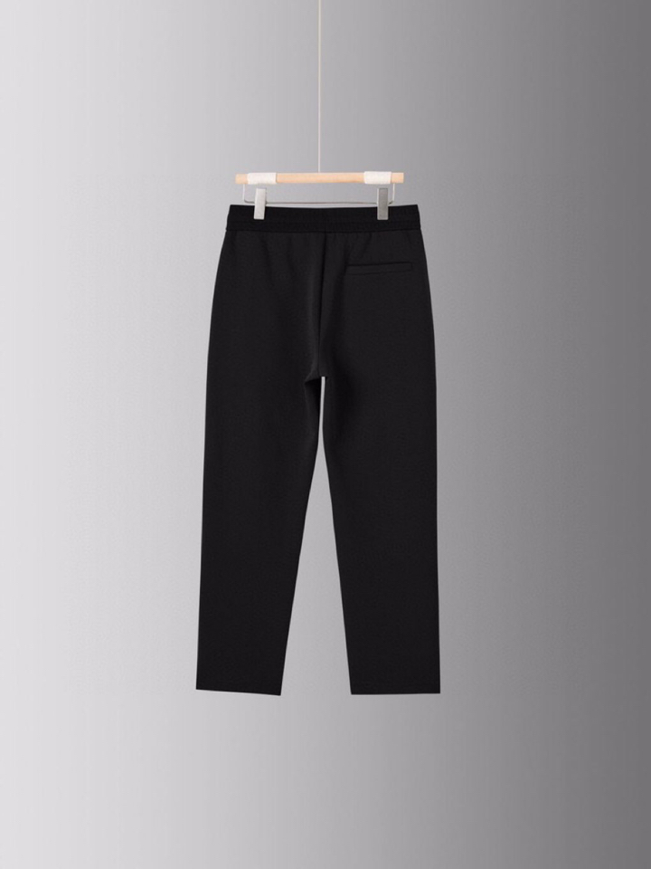Ermenegildo Zegna 杰尼亚2025秋冬ZEGNA/静奢风格休闲裤。定织360克重超滑棉，
