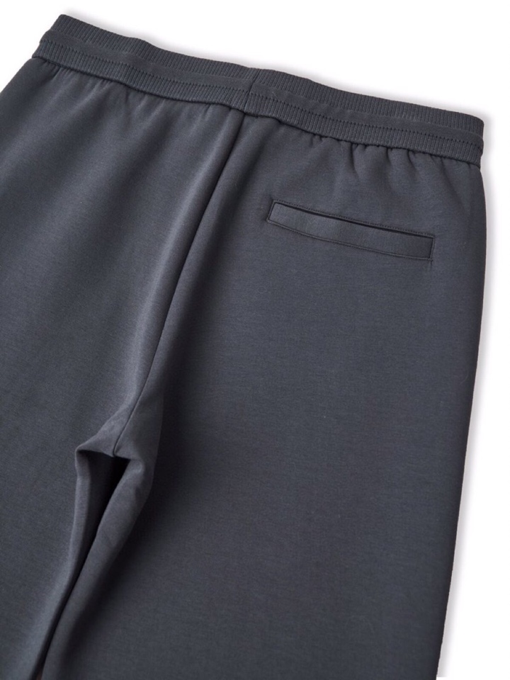 Ermenegildo Zegna 杰尼亚2025秋冬ZEGNA/静奢风格休闲裤。定织360克重超滑棉，