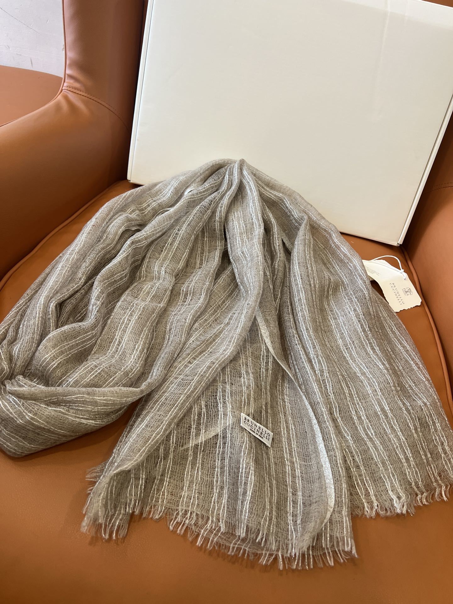 福利🉐️久违正品BRUNELLO CUCINELLI的订单,独家原单渠道,bling的BC的专属金属纱线