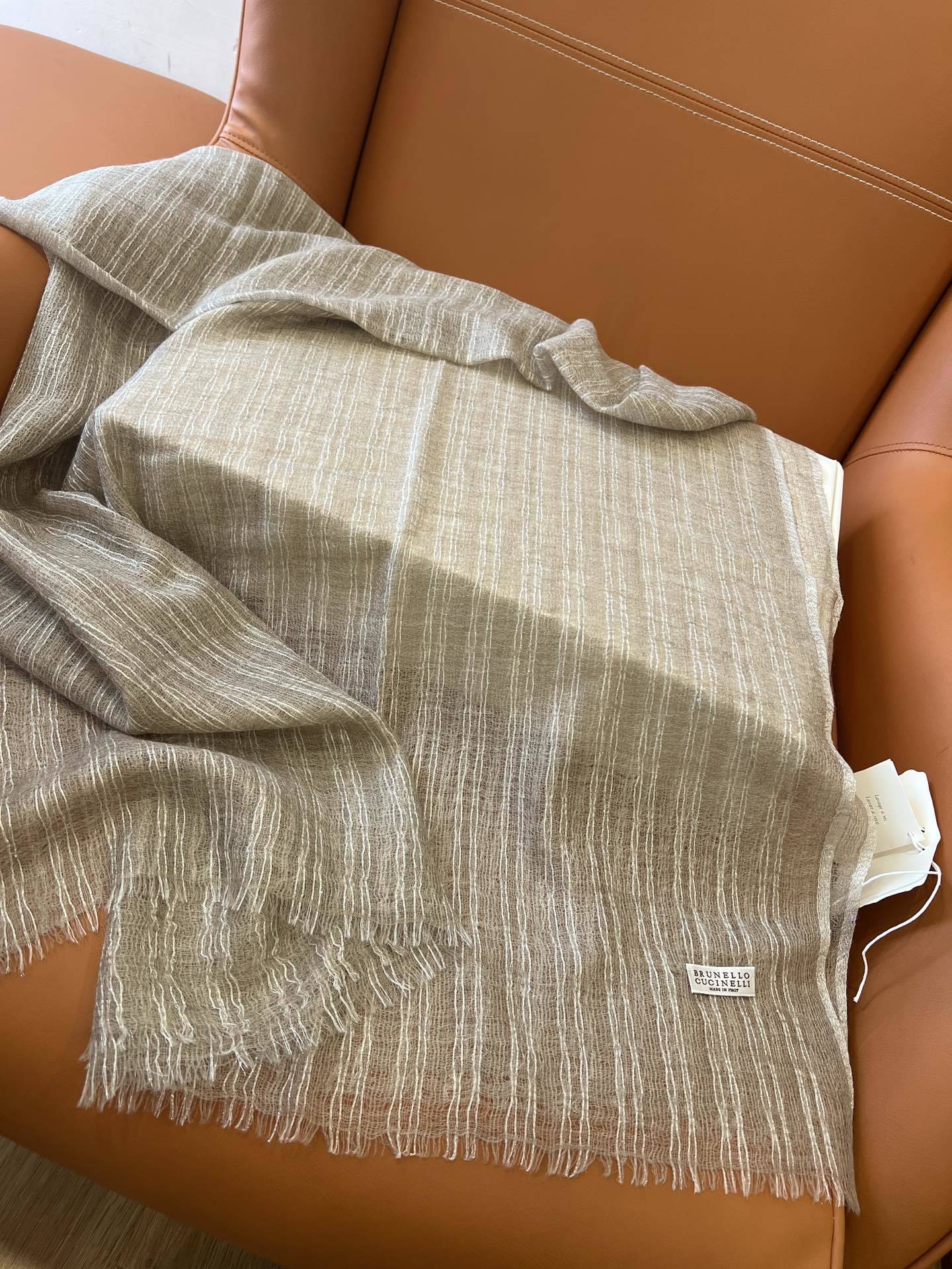 福利🉐️久违正品BRUNELLO CUCINELLI的订单,独家原单渠道,bling的BC的专属金属纱线