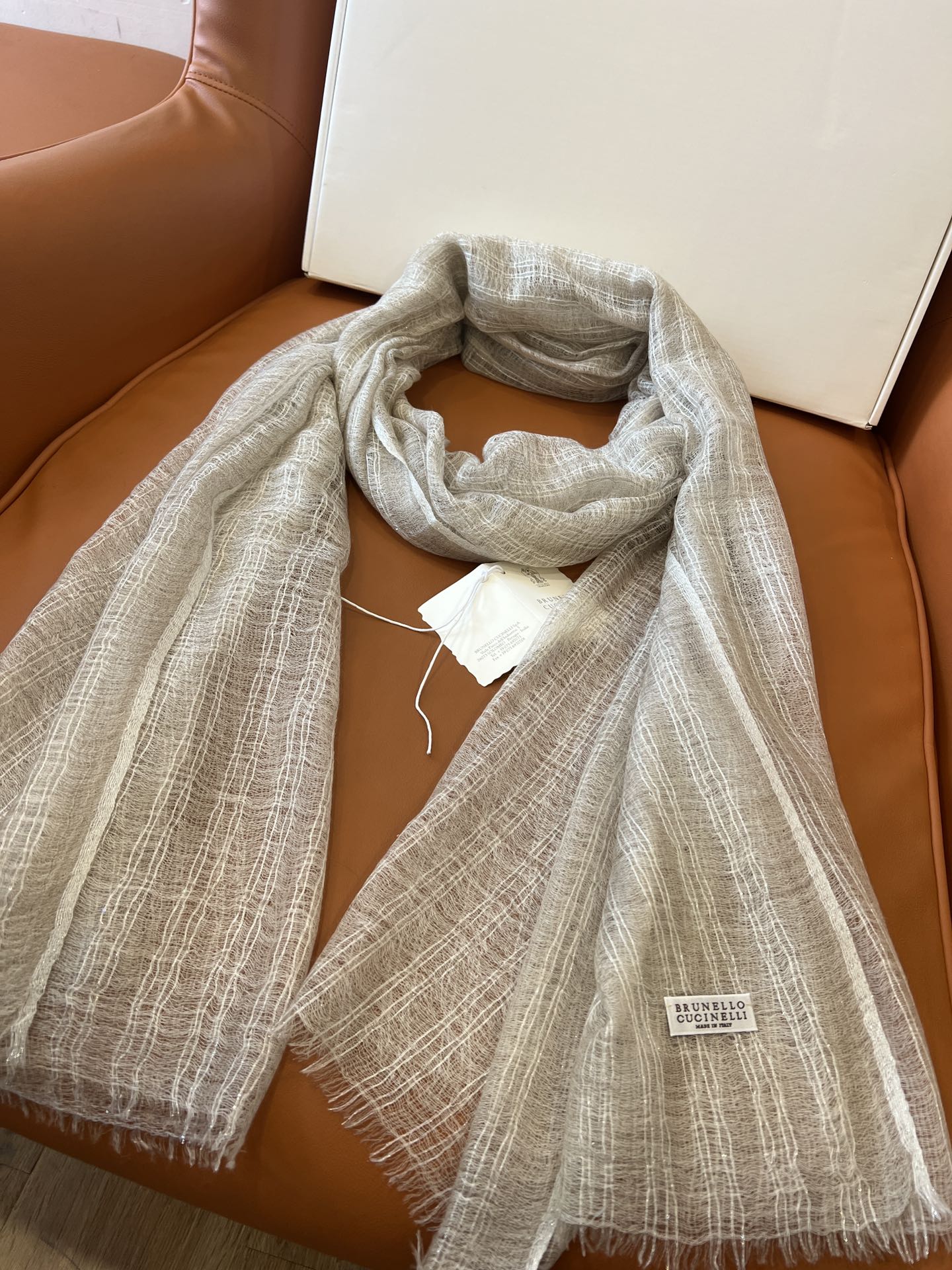 福利🉐️久违正品BRUNELLO CUCINELLI的订单，独家原单渠道，bling的BC的专属金属纱线