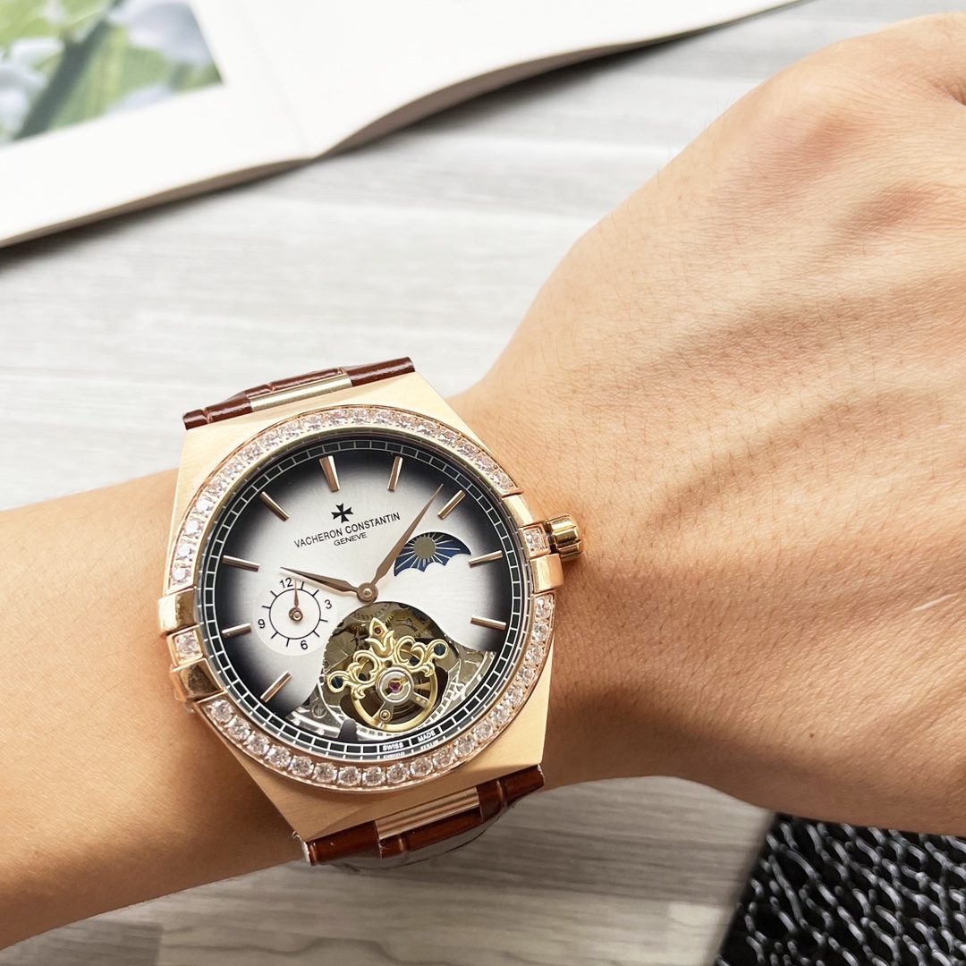 NO:340024,White gold brand Vacheron Constantin fine men's watches, noble and elegant, gentlemanly style, excellent quality, hot selling throughout the city. It adopts fully automatic mechanical movement, top-grade 316 stainless steel case, imported calfskin strap, super mineral mirror, diameter 42mm, vacheron, cowhide19860909白 金 品牌江诗丹顿 精品男士腕表 尊贵大气,绅士风范,卓越品质,热卖全城.采用全自动机械机芯,顶级316精钢表壳,进口小牛皮表带,矿物质超强镜面,直径42mm,,vacheron,cowhide,Watch