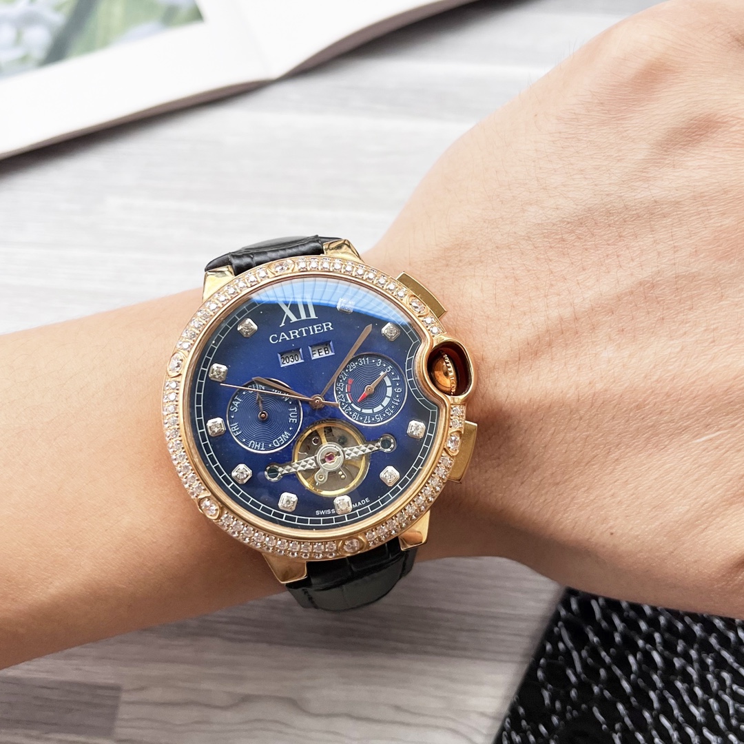 NO:340031,Platinum Steel 30 Blue Balloon Series Shockingly launched [Latest] Cartier Multifunctional Boutique Design [Type] Boutique Men's Watch [Watch Strap] Real Cowhide Strap [Movement] High-end Fully Automatic Mechanical Movement [Mirror] Mineral Strengthened Glass (More High Definition) Elegant Taste, Exotic, Ingenious, Ingenious, Wrist Treasure, Size Diameter 42mm Thickness 12.5mm Hot Sale!  Welcome to reprint!  cartier cowhide19860909白金钢30 蓝气球系列 震撼上市【最新】卡地亚 多功能精品设计【类型】精品男士腕表【表带】真牛皮表带【机芯】高端全自动机械机芯【镜面】矿物质强化玻璃（更高清） 品味高雅 浩瀚大气 匠心独运 腕间瑰宝 尺寸直径42mm厚12.5mm热卖上市！欢迎转载！,,cartier,cowhide,Watch