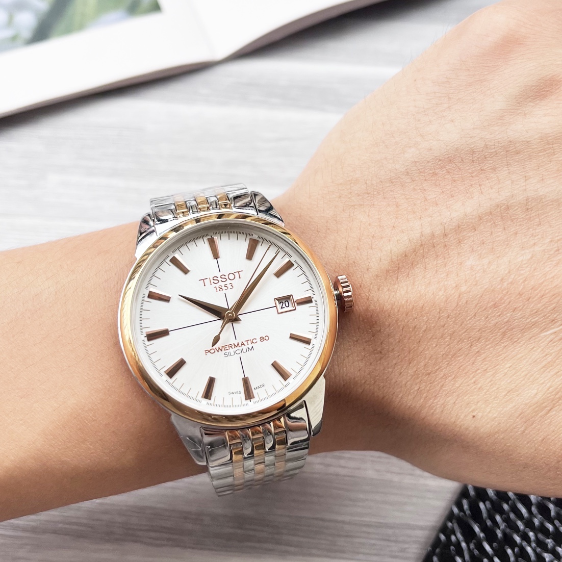 NO:340064,Platinum Steel 20 Men's Love Three-Pin Watch [Latest] Tissot Best Design Exclusive First Launch [Type] Boutique Men's Watch [Watch Strap] Real Cowhide/316 Strap [Movement] Citizen Mechanical Movement [Mirror] Sapphire Glass (More High Definition) Elegant Taste, Extreme and Atmosphere, Ingenious and Ingenious Wrist Treasure, Size Diameter 41mm Thickness 12mm Hot Sale!  Welcome to reprint!  ,tissot,cowhide19860909白金 钢20 男人挚爱三针腕表【最新】天梭 最佳设计独家首发【类型】精品男士腕表【表带】真牛皮/316表带【机芯】西铁城机械机芯【镜面】蓝宝石玻璃（更高清） 品味高雅 浩瀚大气 匠心独运 腕间瑰宝 尺寸直径41mm厚12mm热卖上市！欢迎转载！,,tissot,cowhide,Watch