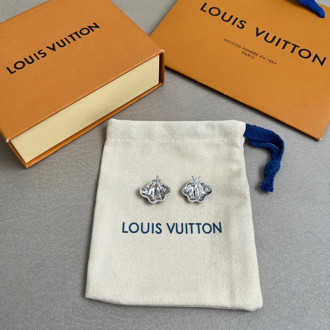 【】🔥新款🔥LV 耳钉🔹🔹Louis Vuitton 路易威登🔹专柜一致材质 火爆款出货 设计独特 复古