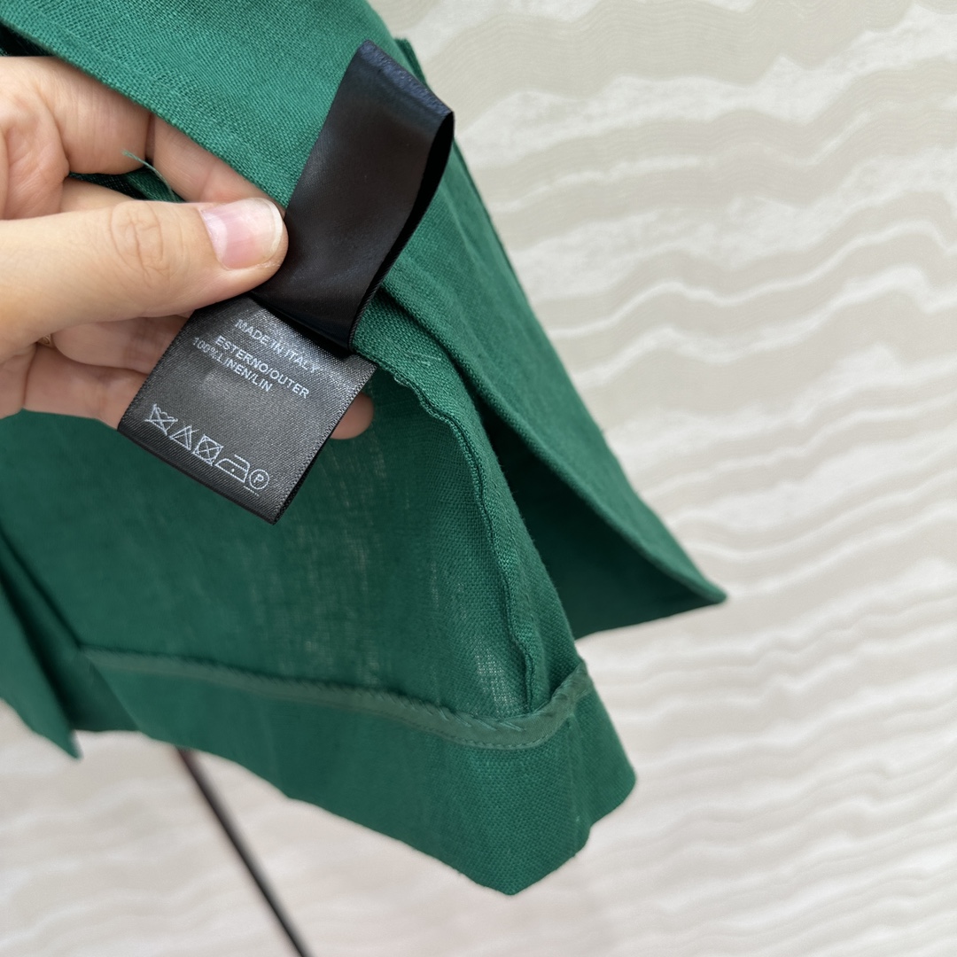 独家首发！高端原单品质❤️lP🆕高智感穿搭！老钱风氛围感优雅短袖外套。经典标志性sPagna夹克！进口1