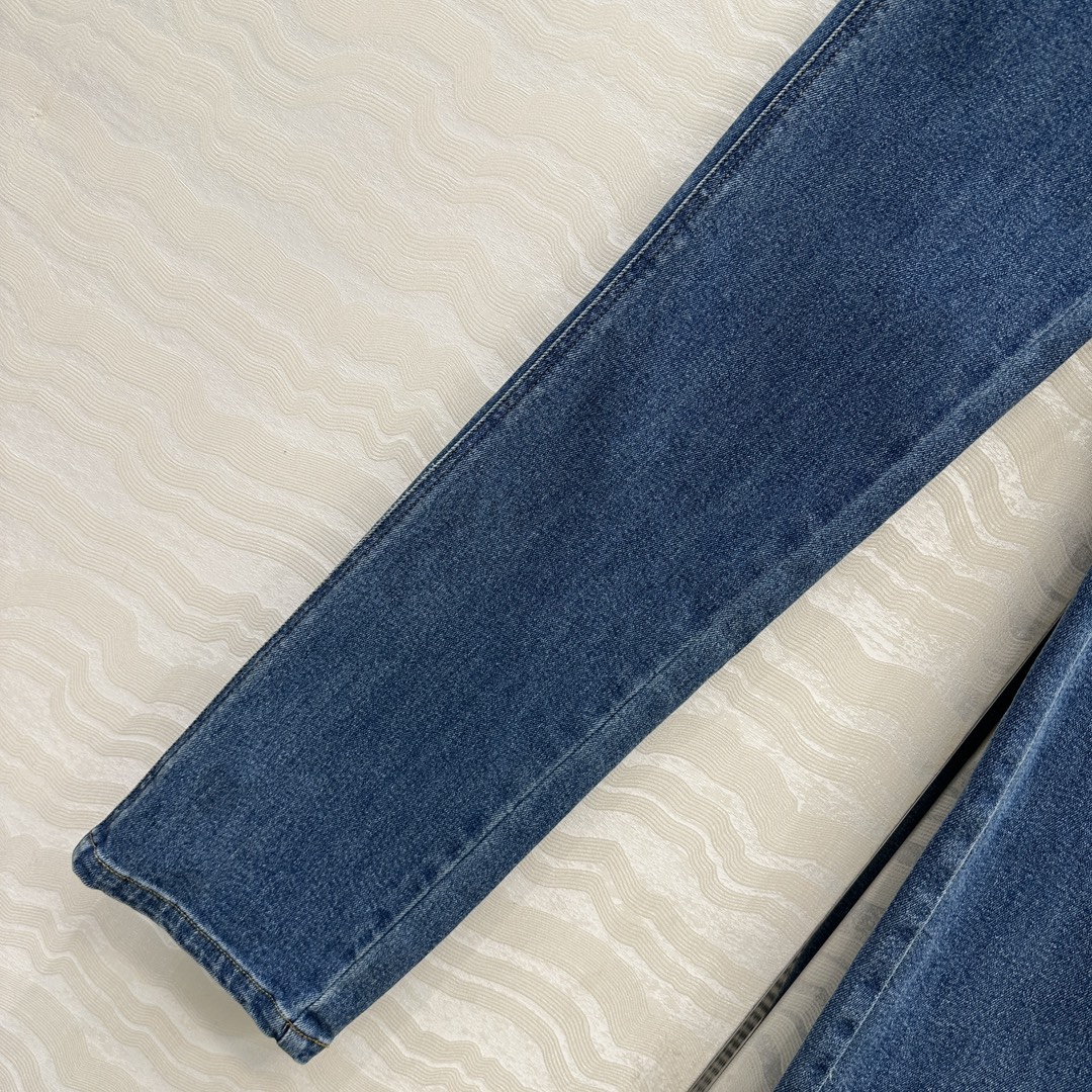 独家首发❤️原单品质❤️lP🆕老钱风高智感穿搭！经典Brooke烟管牛仔裤！原浆复古水洗蓝牛仔，进口纯棉