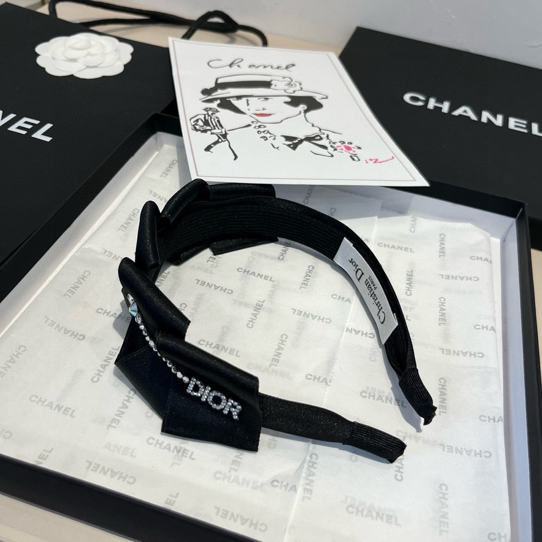 🆕

Dior迪奥新款发箍