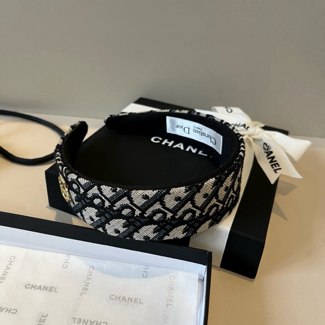 🆕

Dior迪奥新款发箍
