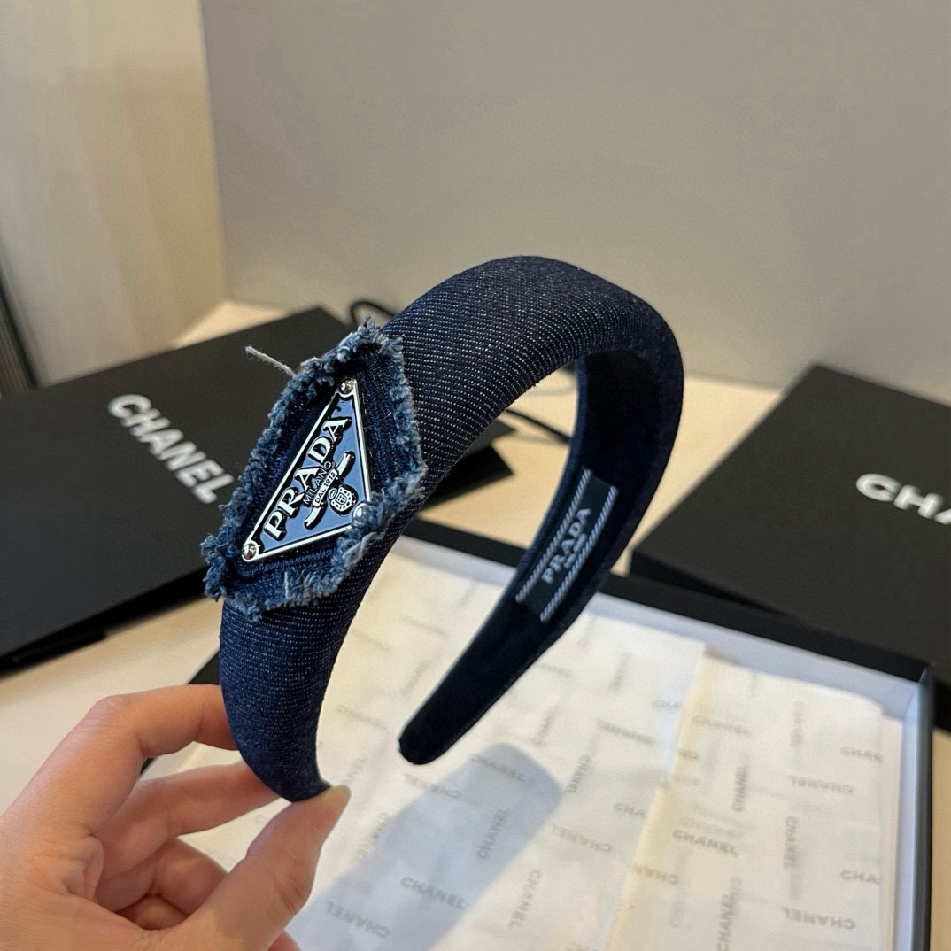 🆕

PRADA普拉达发箍