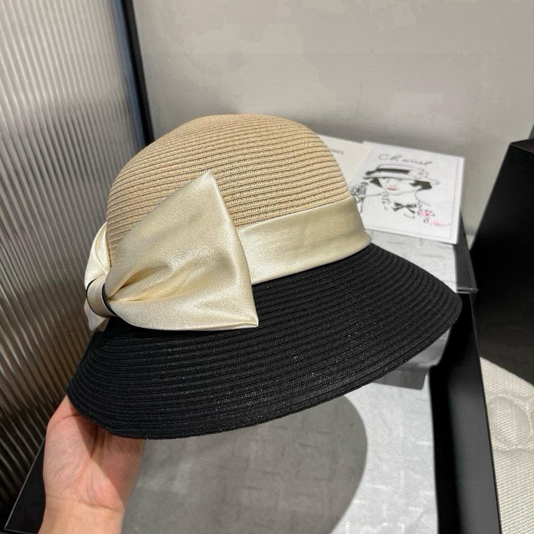 🆕

Dior迪奥新款礼帽，高级PP草，拼色盆帽，名媛风，头围57cm