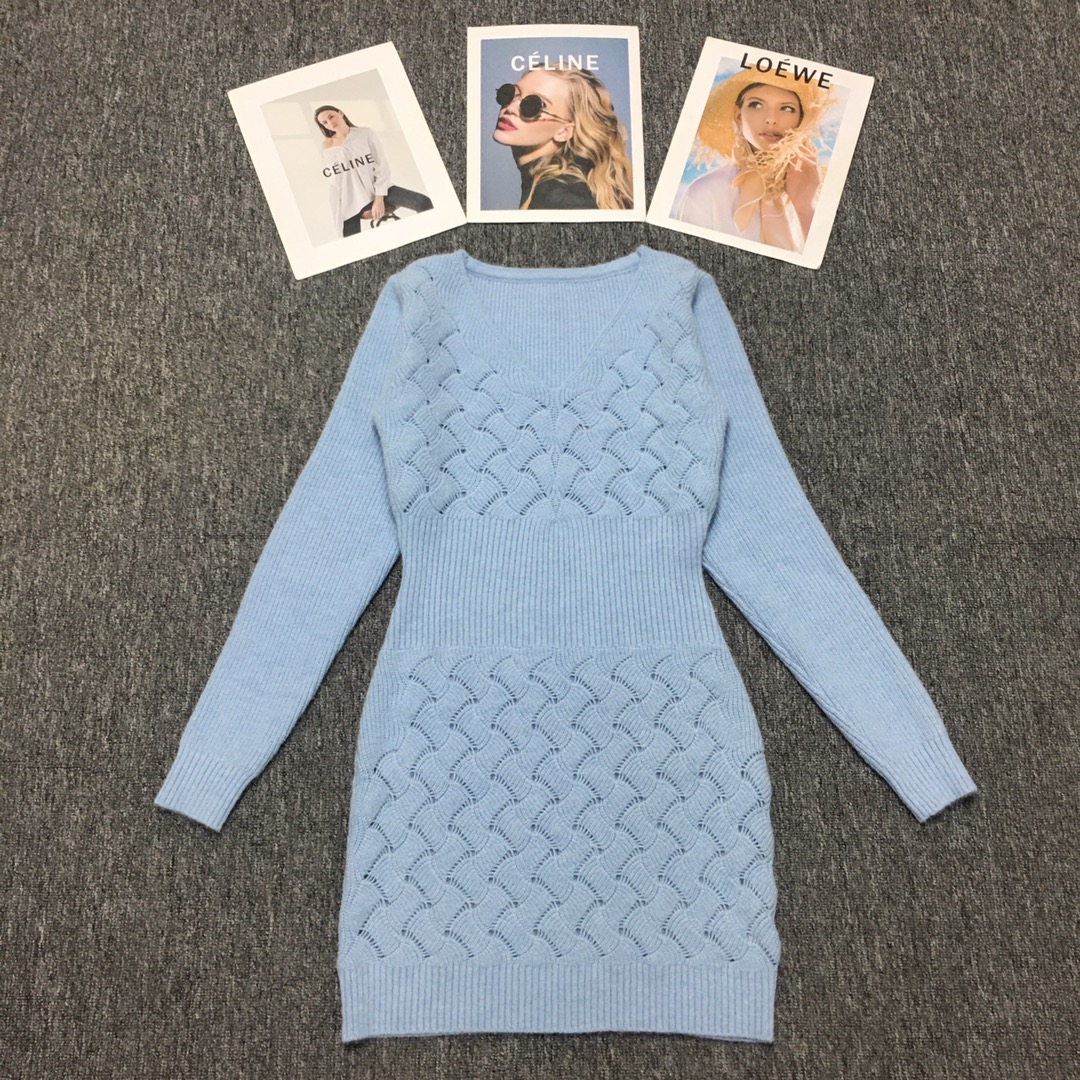 NO:481412,T003 new V-neck hollow slim long-sleeved dress batch SML blue (self-portrait model pictures, you can go to the online store), skirts, alexander wang19860909T003新款v领镂空修身长袖连衣裙批SML 蓝色（自拍模特图,可以上网店）,,skirts,alexander wang,Women's clothing