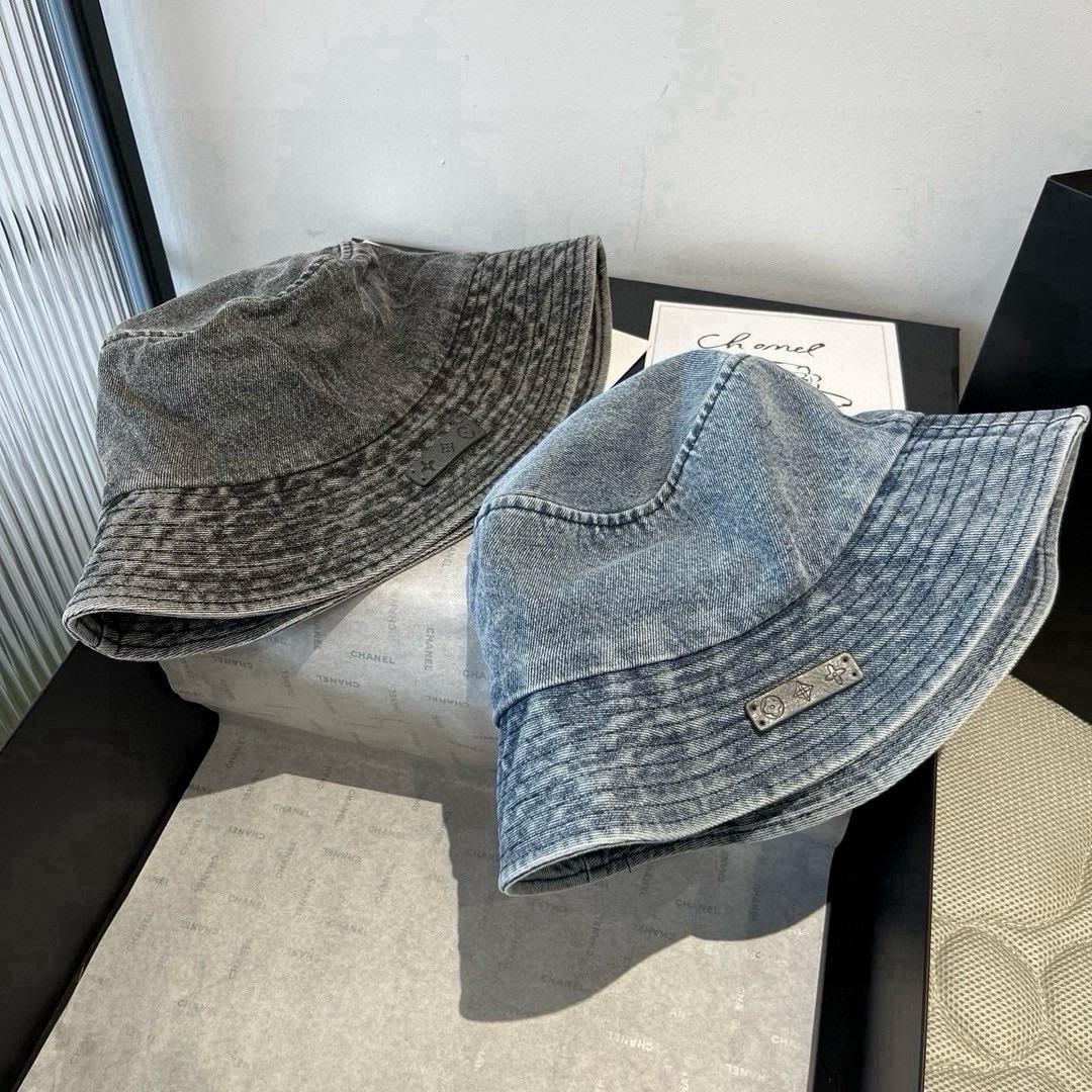 🆕

Lv牛仔渔夫帽、男女通用头围57cm