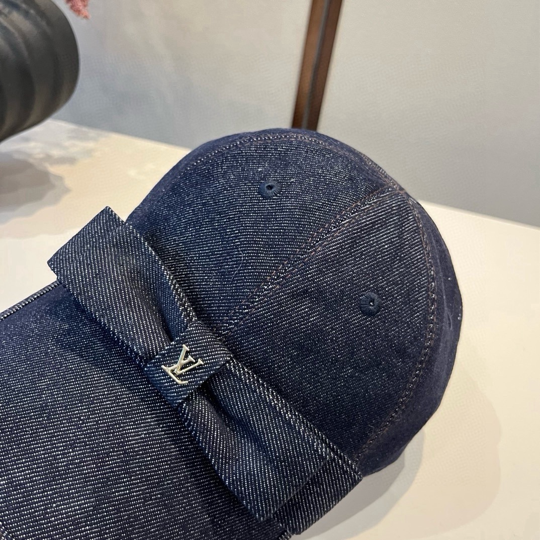 🆕

Lv路易斯鸭舌帽，高级定制，头围57cm