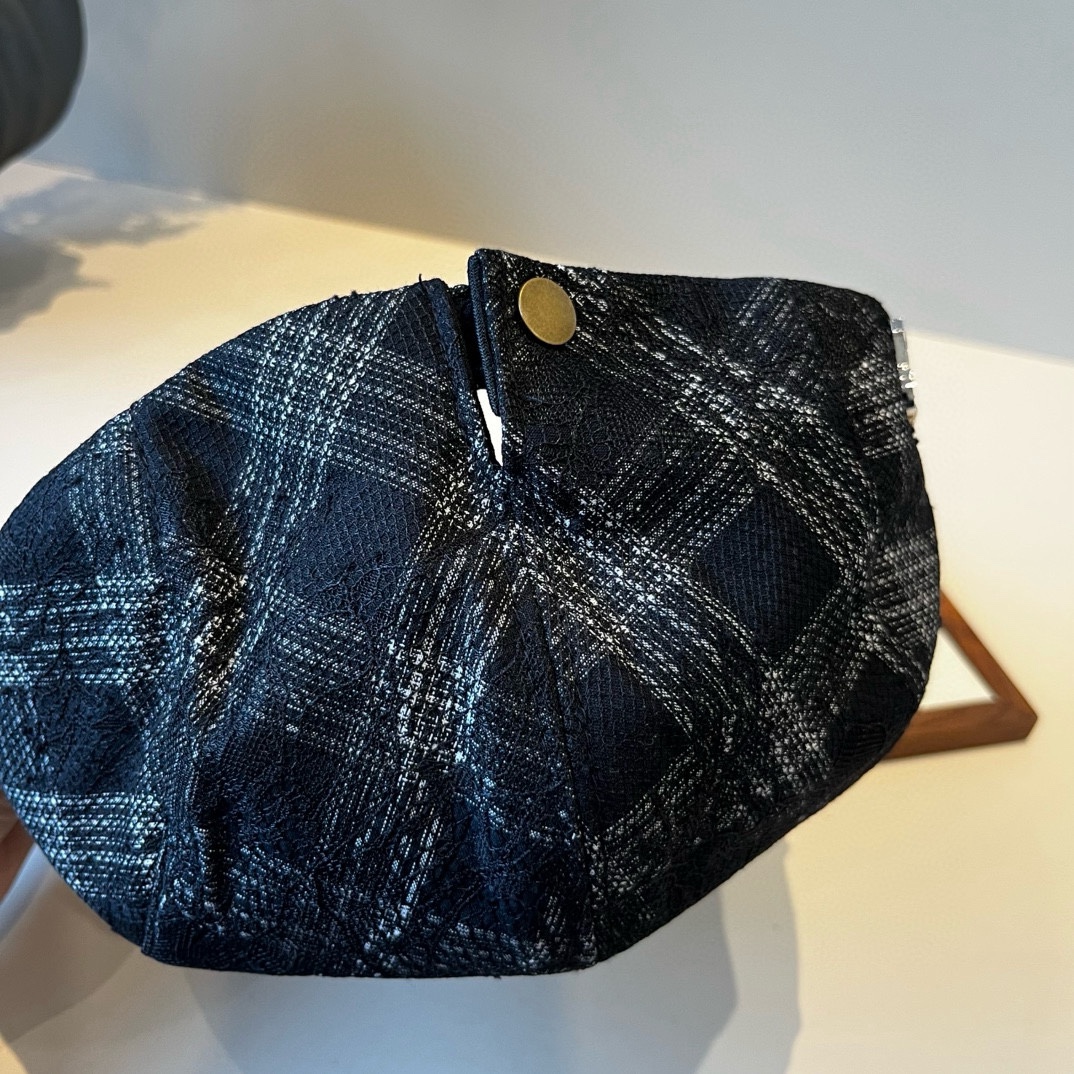 🆕

Dior迪奥新款鸭舌前进帽，头围58cm