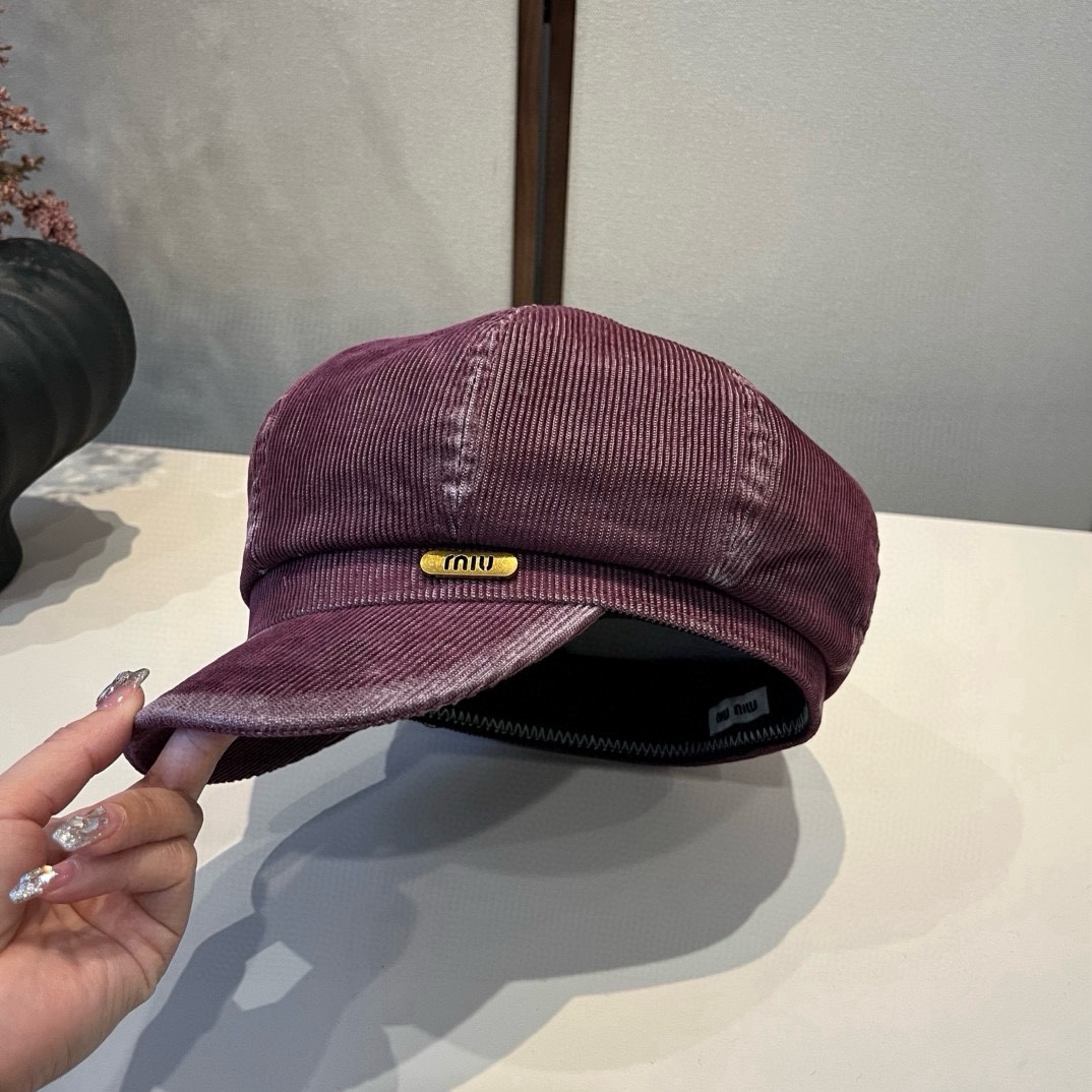 🆕

miumiu缪缪新款鸭舌画家帽，头围57cm