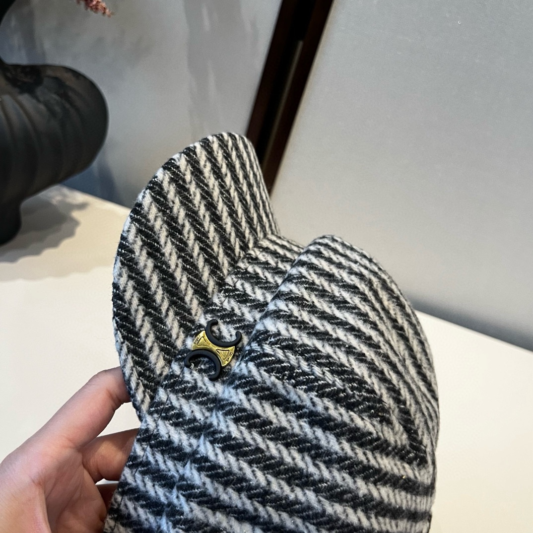 🆕

Celine赛琳新款鸭舌画家帽，男女通用，