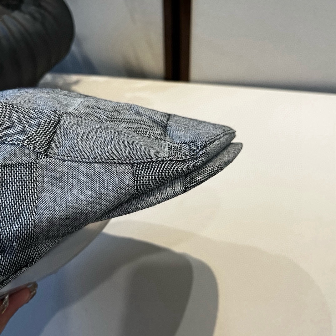 🆕

Lv路易斯新款鸭舌前进帽，头围58cm