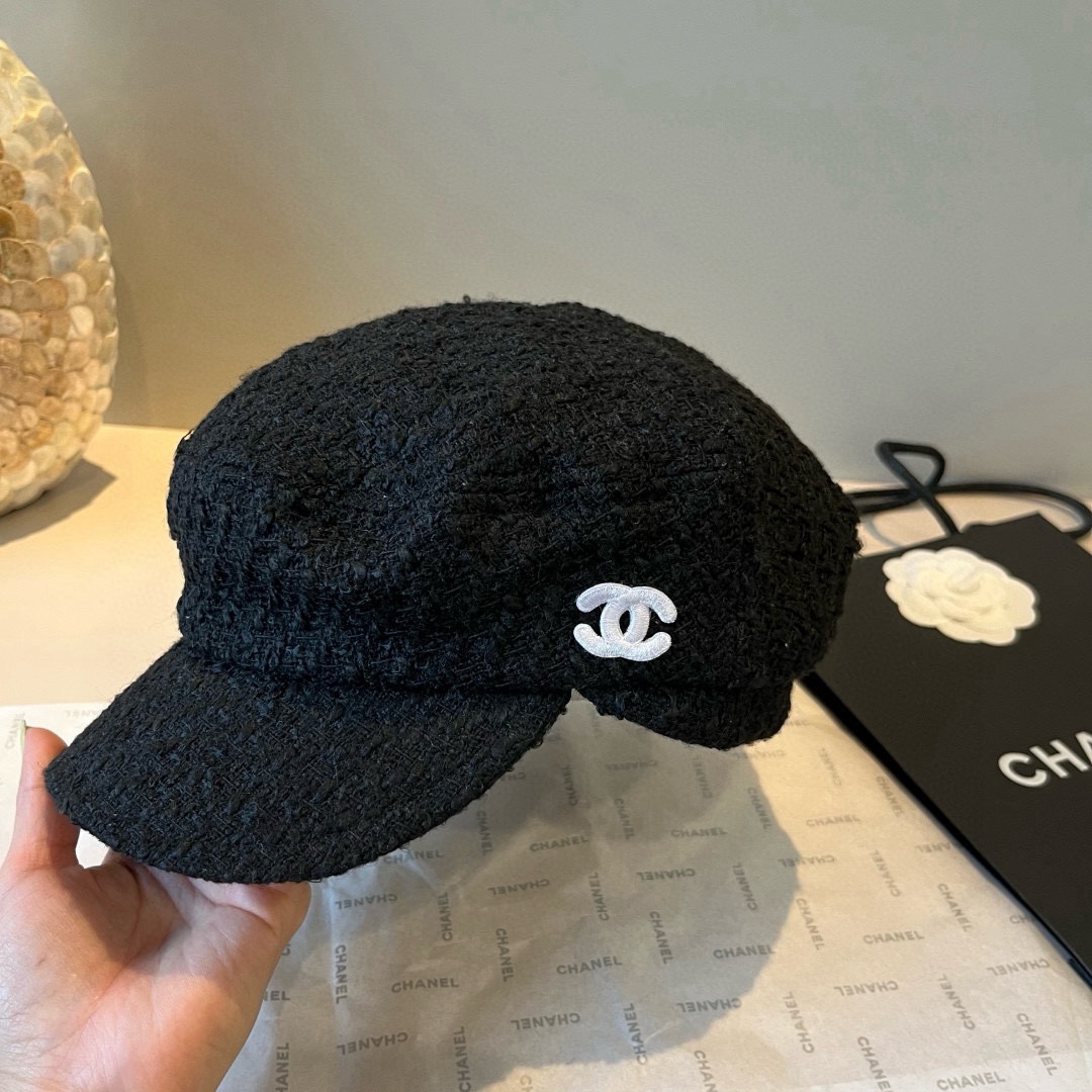 🆕

香奈儿新款鸭舌画家帽，头围57cm
