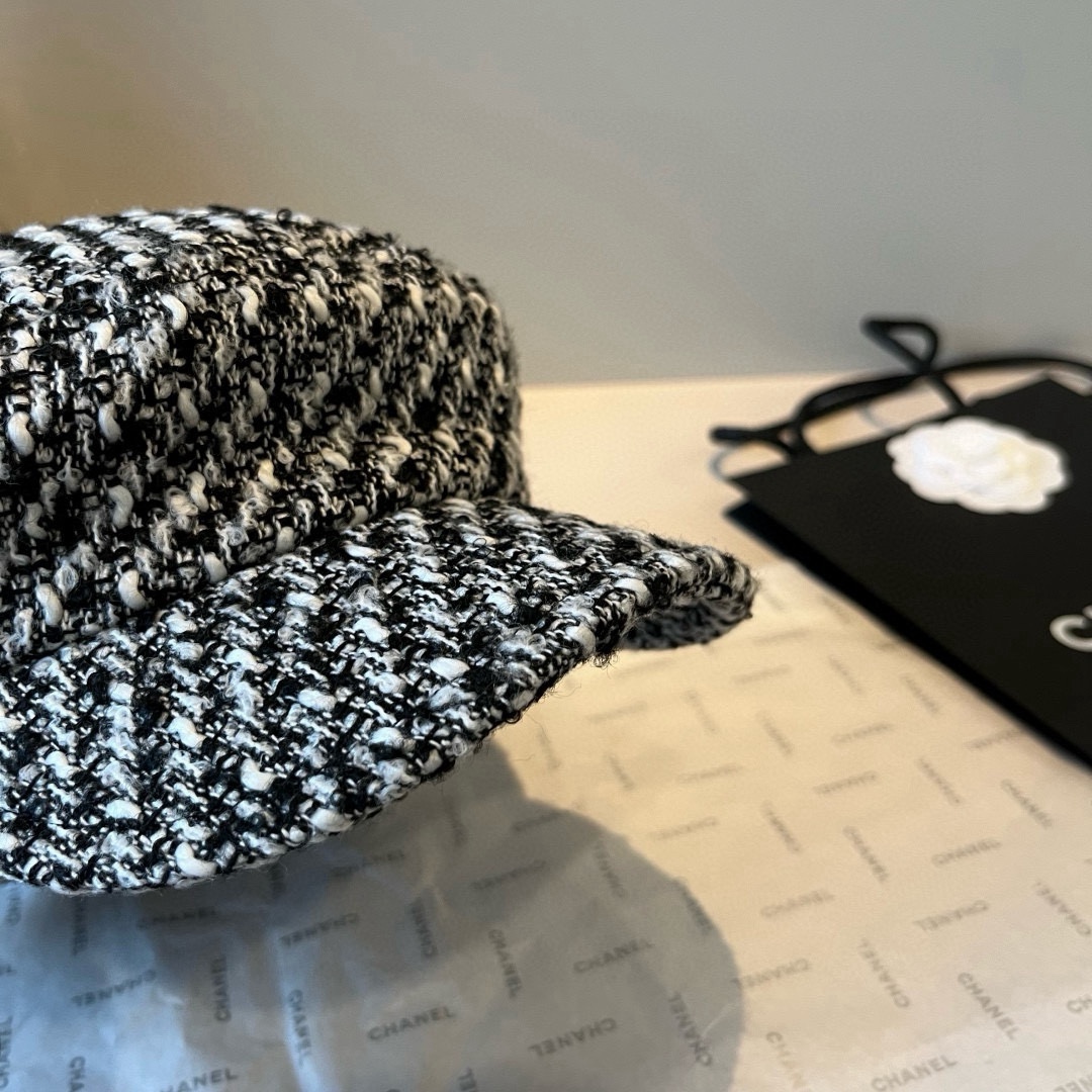 🆕

香奈儿新款鸭舌画家帽，头围57cm