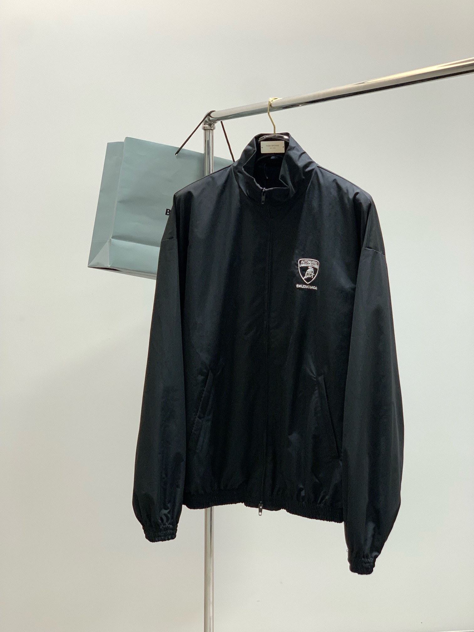，Balenciaga 巴黎世家，2025秋季最新款，专柜同步有售，原单狠货，爆款时尚休闲外套，进口原版
